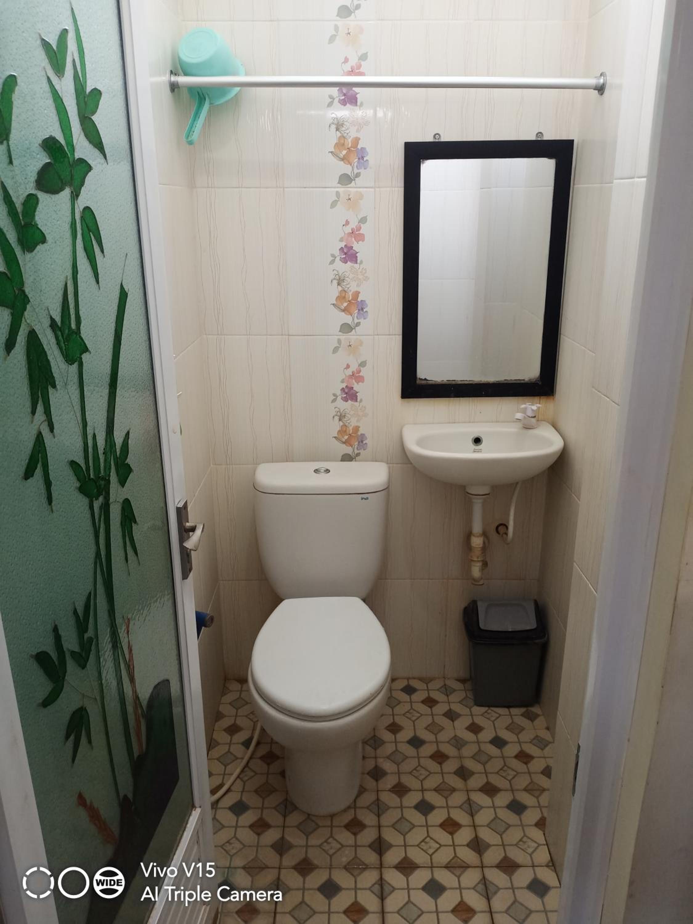 Family Room with Private Bathroom - Photo 21