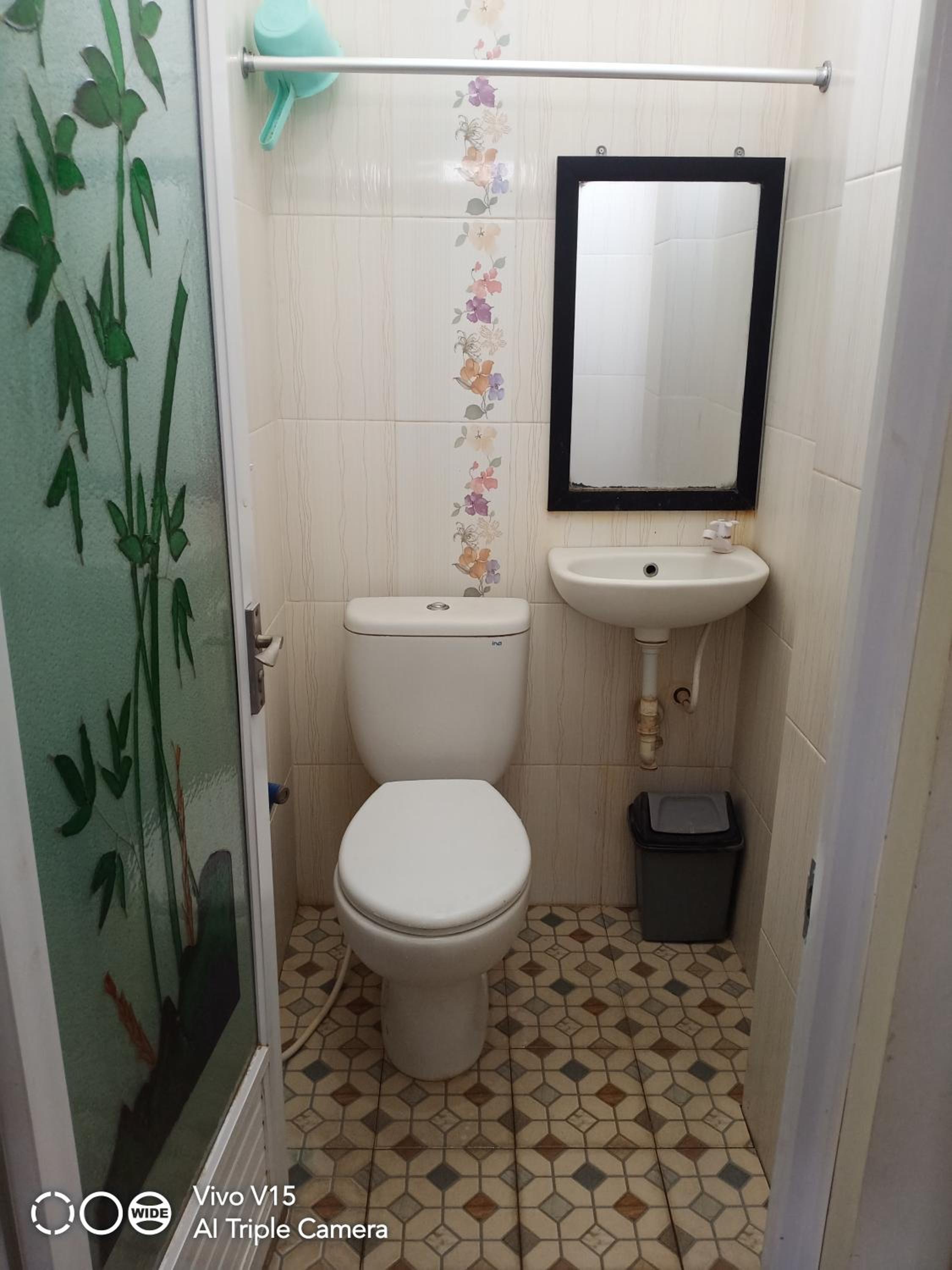 Family Room with Private Bathroom - Photo 20