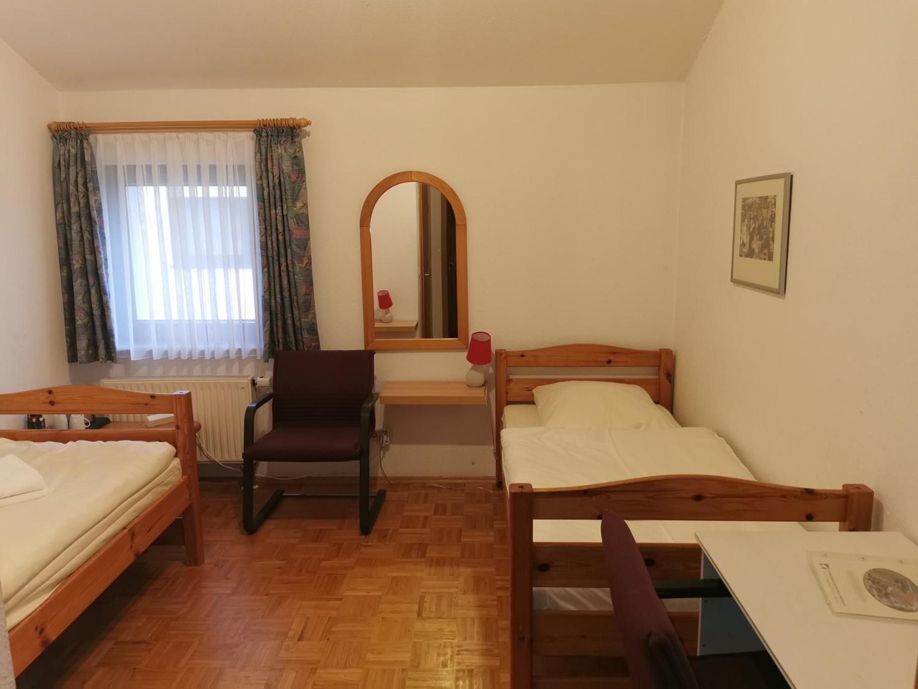Standard Twin Room photo 1