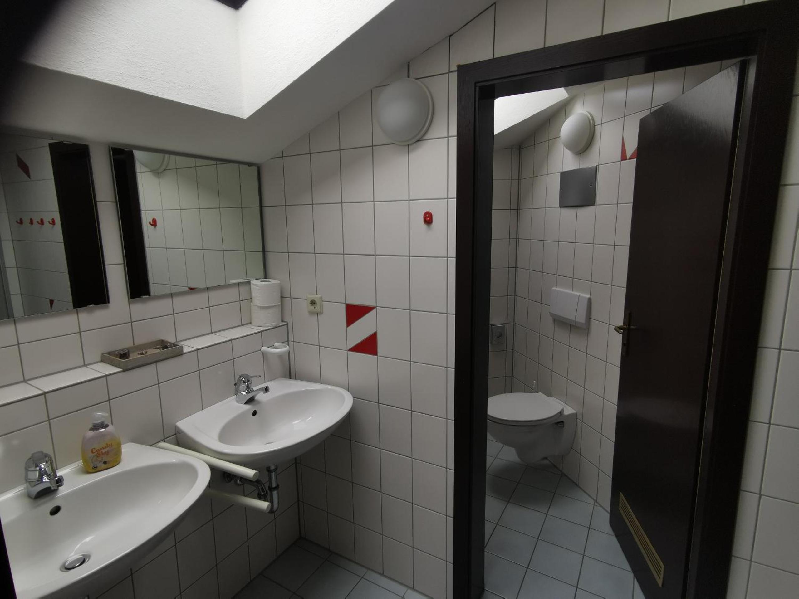 Mixed Dormitory Room photo 2
