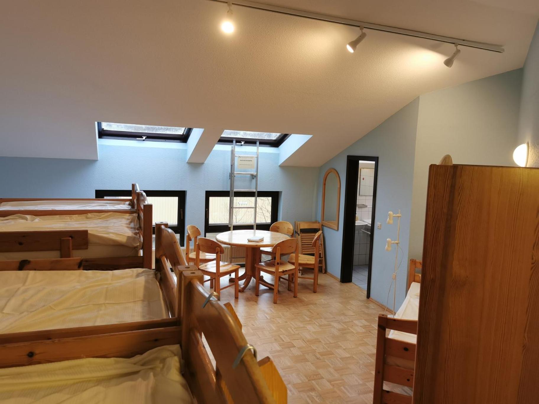 Mixed Dormitory Room photo 3