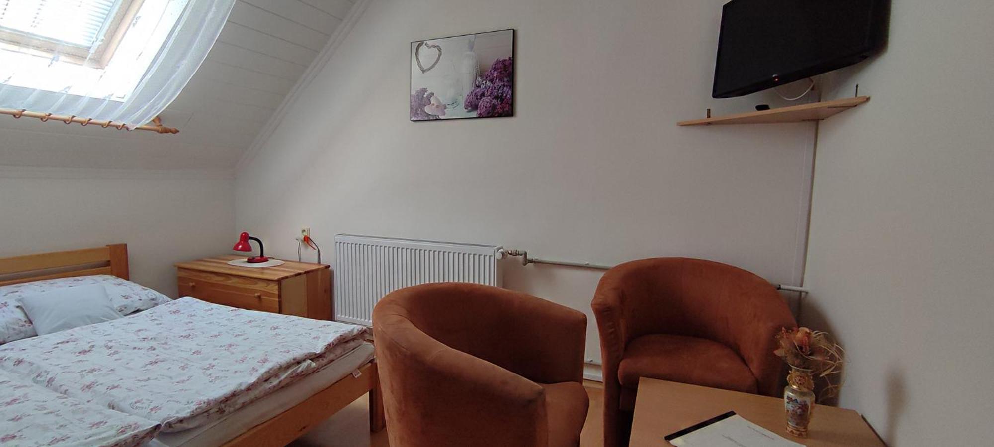 Double Room - Photo 20