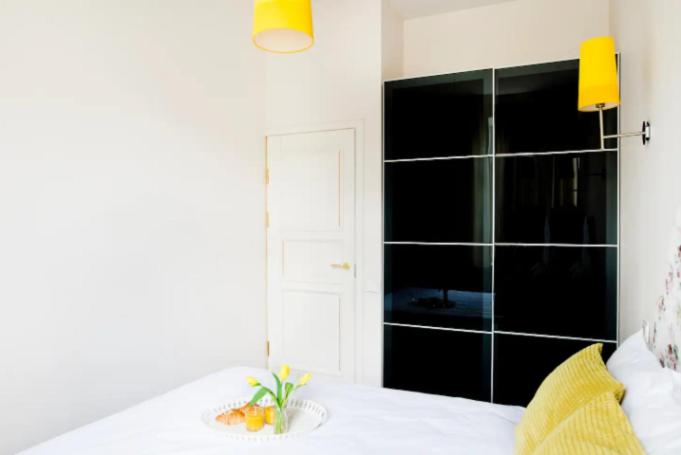 One-Bedroom Apartment - Photo 3
