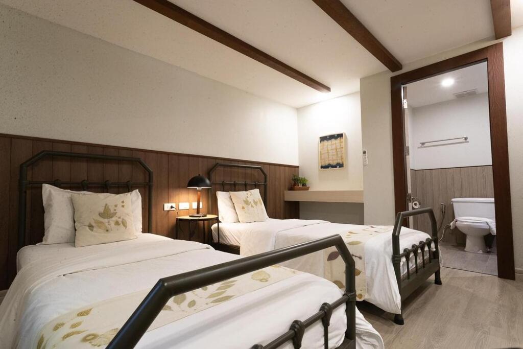 Two-Bedroom Suite photo 2