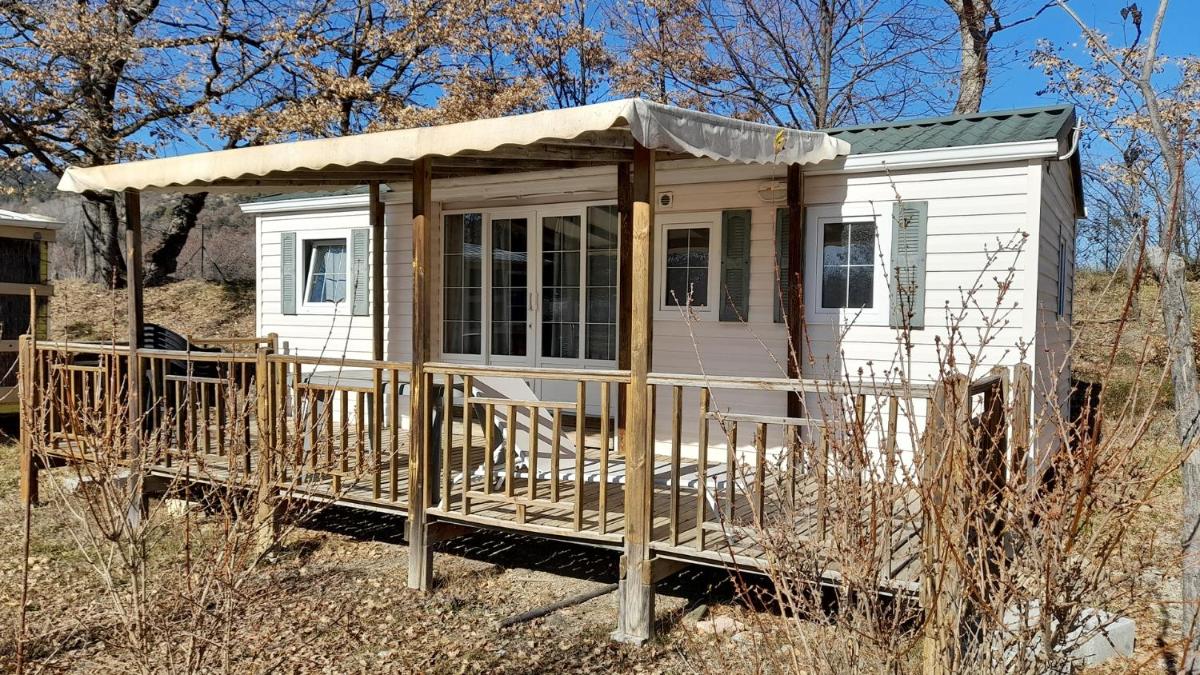 Mobile Home photo 3