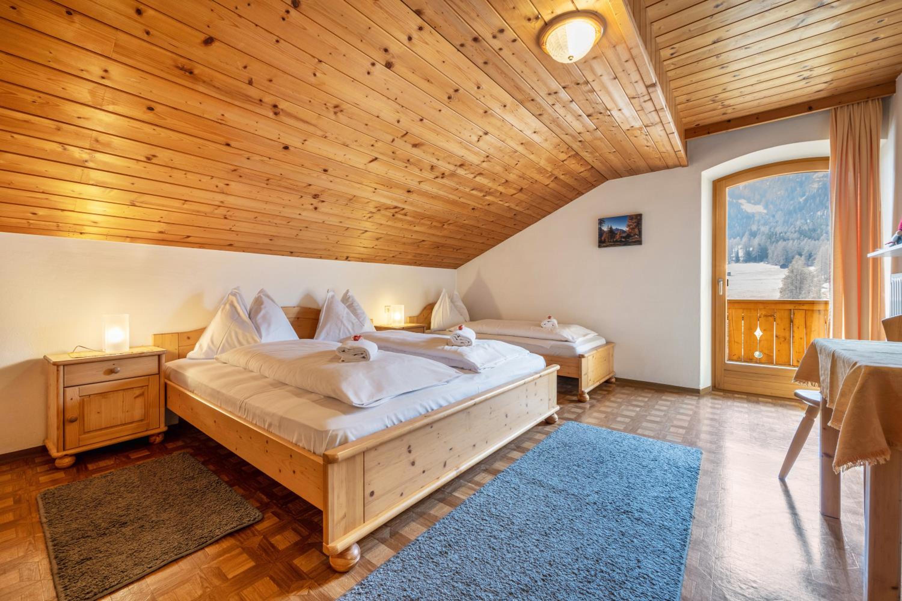 Superior One-Bedroom Apartment with Balcony