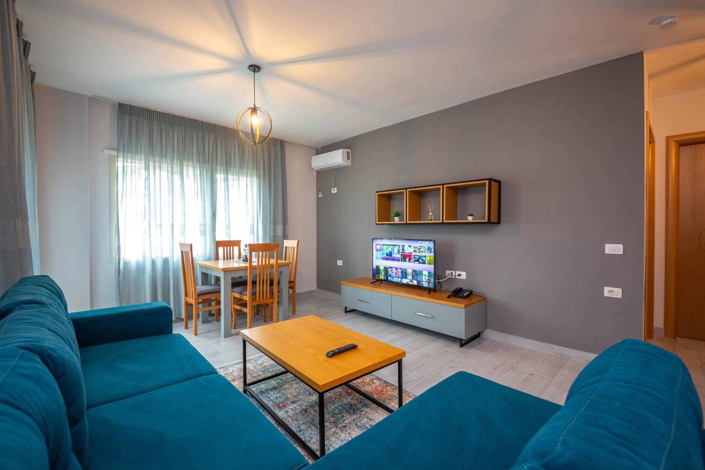 Family Suite with Balcony and Sea View (3 adults)