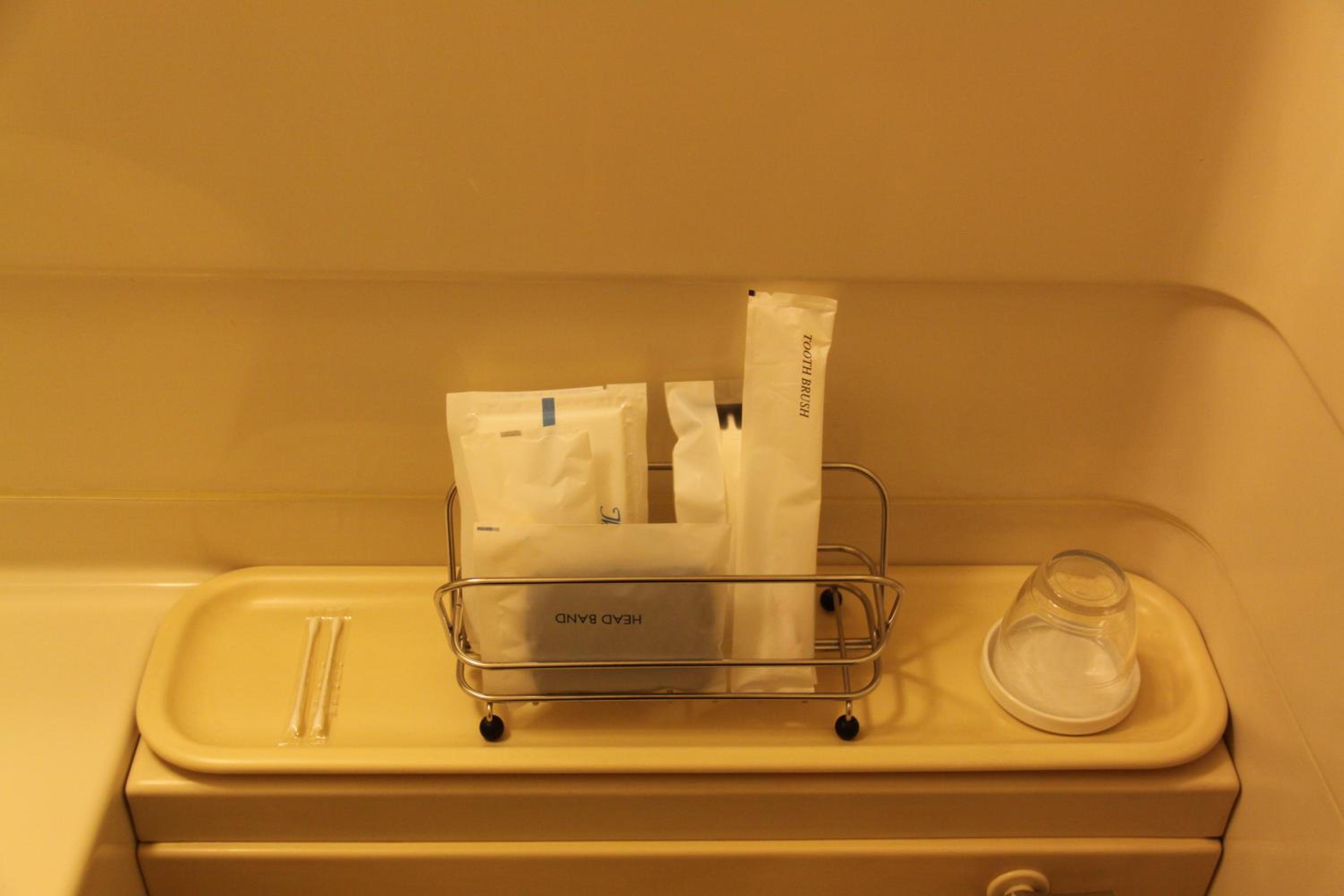 Standard Single Room - Non-Smoking photo 2