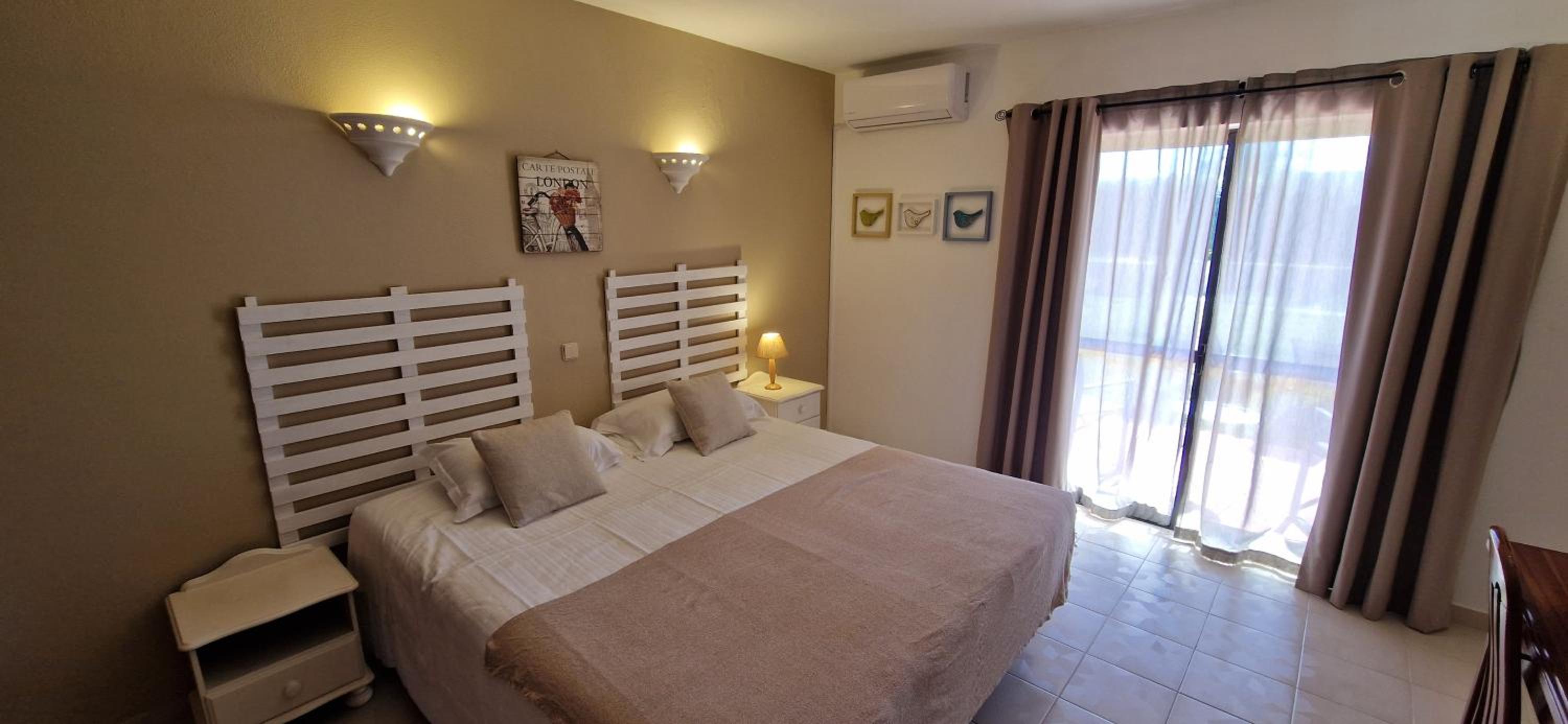 Double Room with Garden View - Photo 9