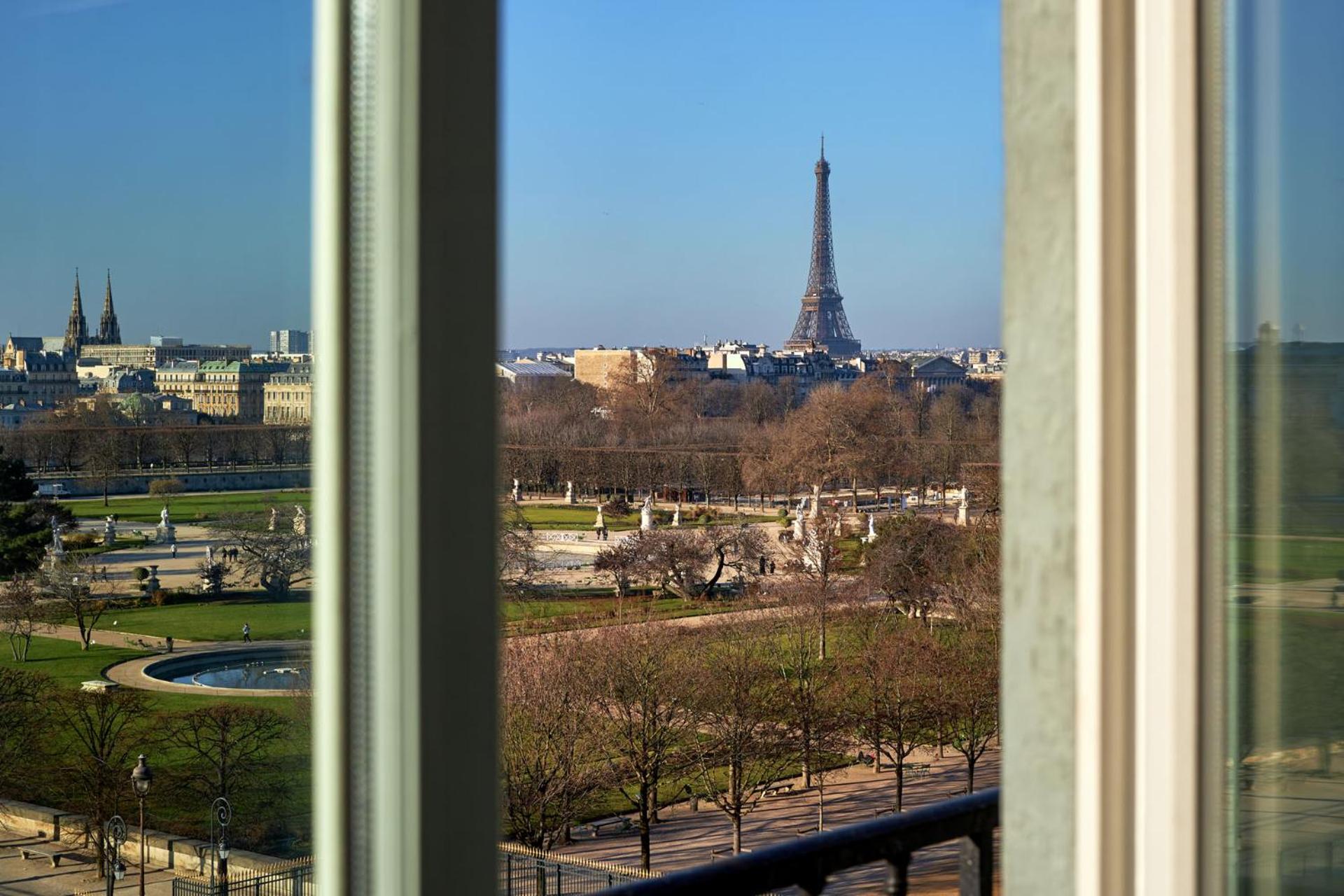 Chambre Prestige – Côté Louvre et Tour Eiffel