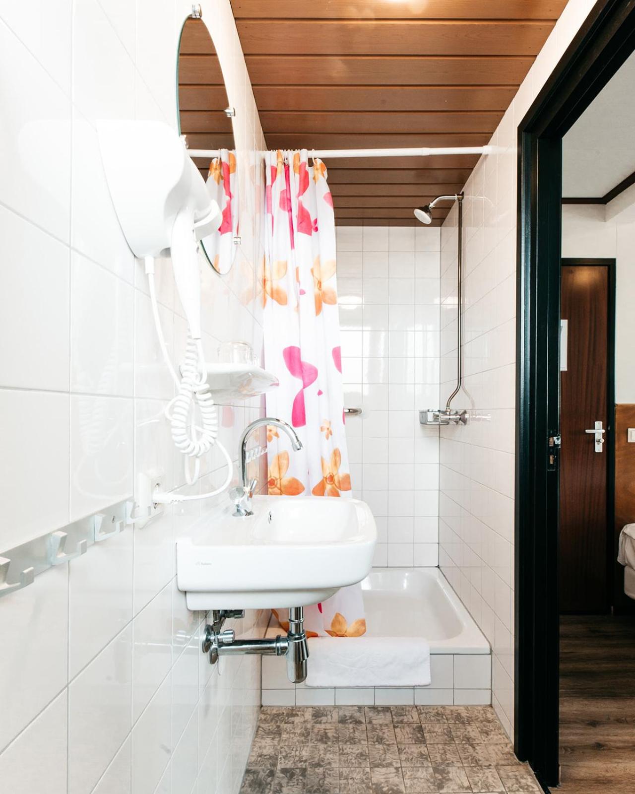 Single Room with Private Bathroom