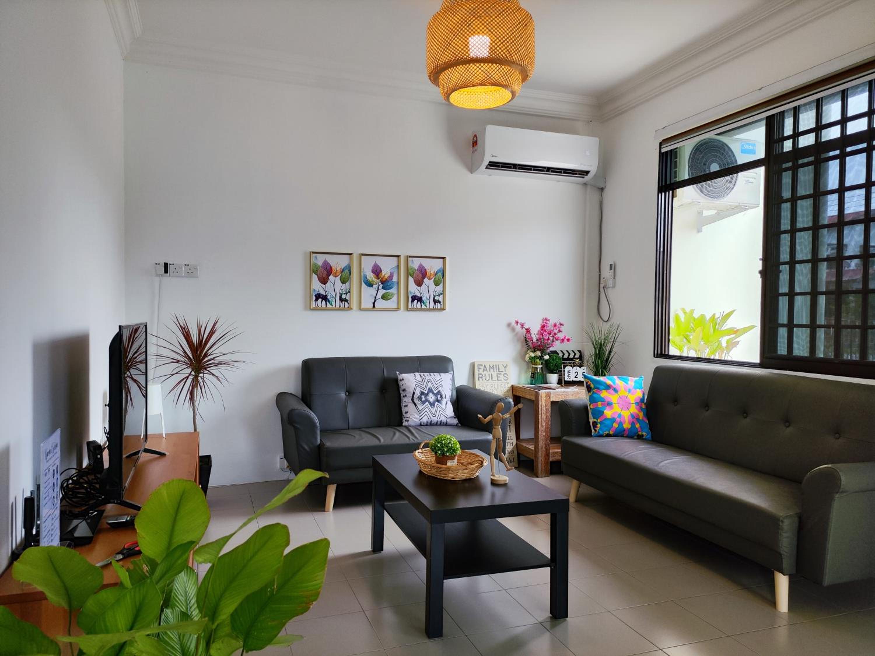 Four-Bedroom House photo 1