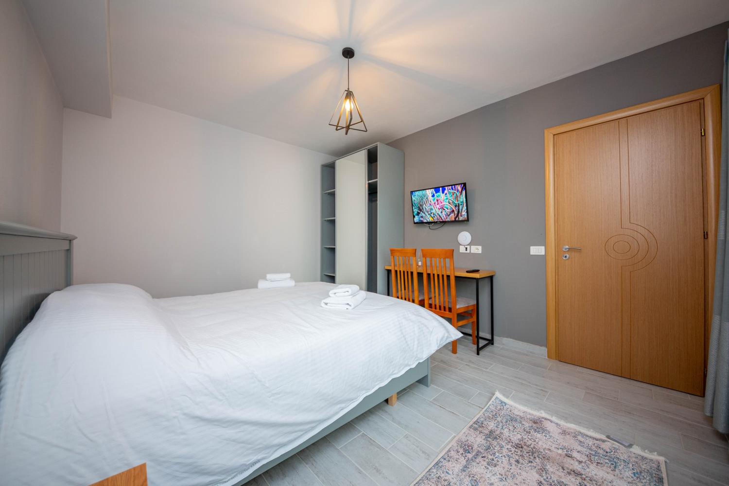 Double Room with Window