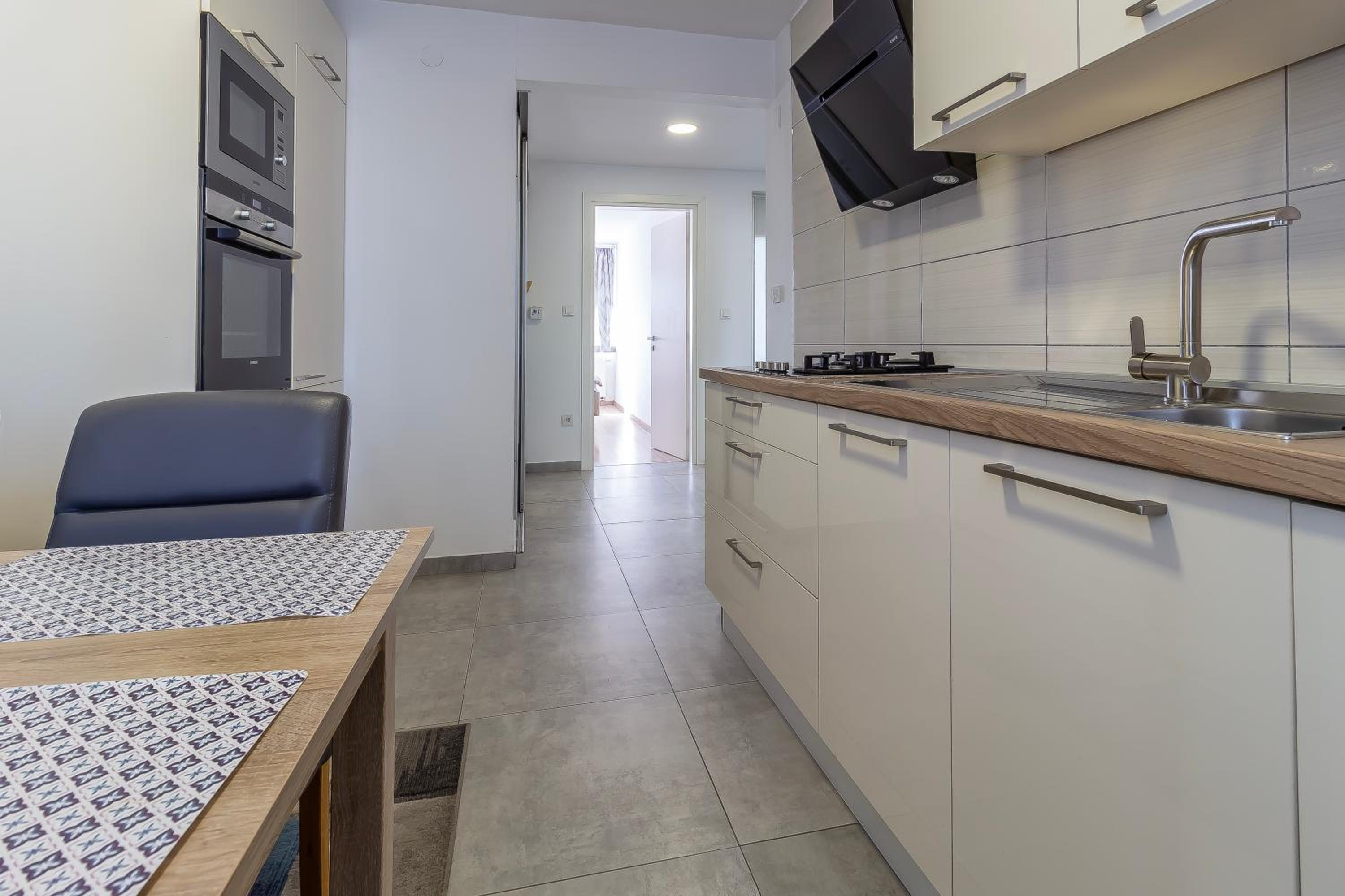 Apartment - Photo 26