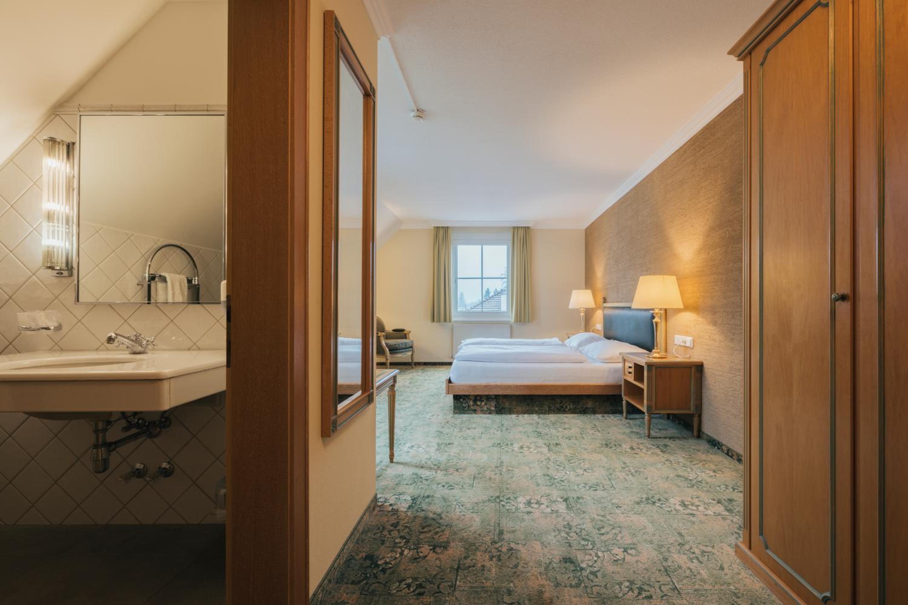 Business Double Room photo 2