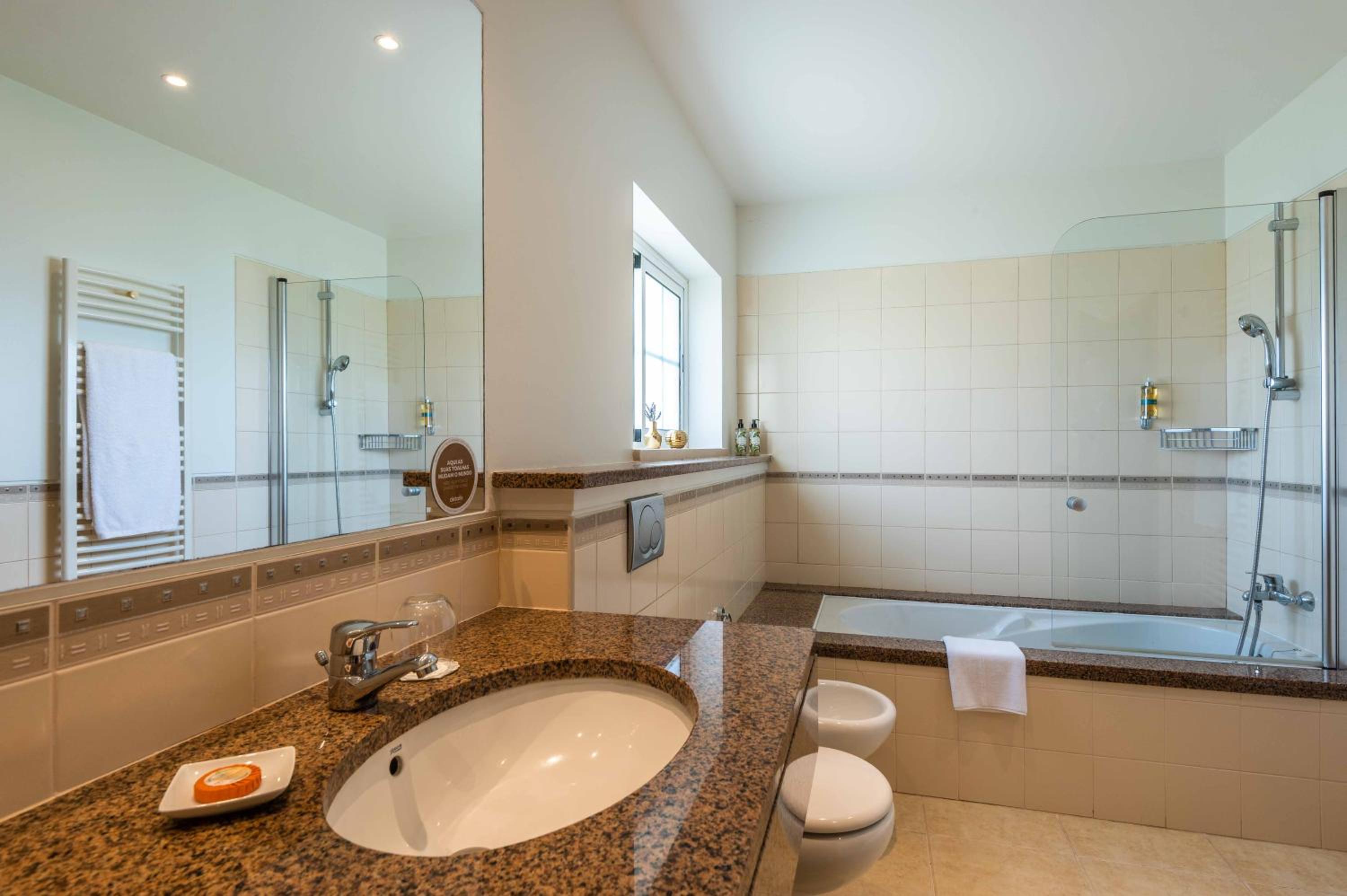 Deluxe Two-Bedroom Apartment with Garden View - Photo 1