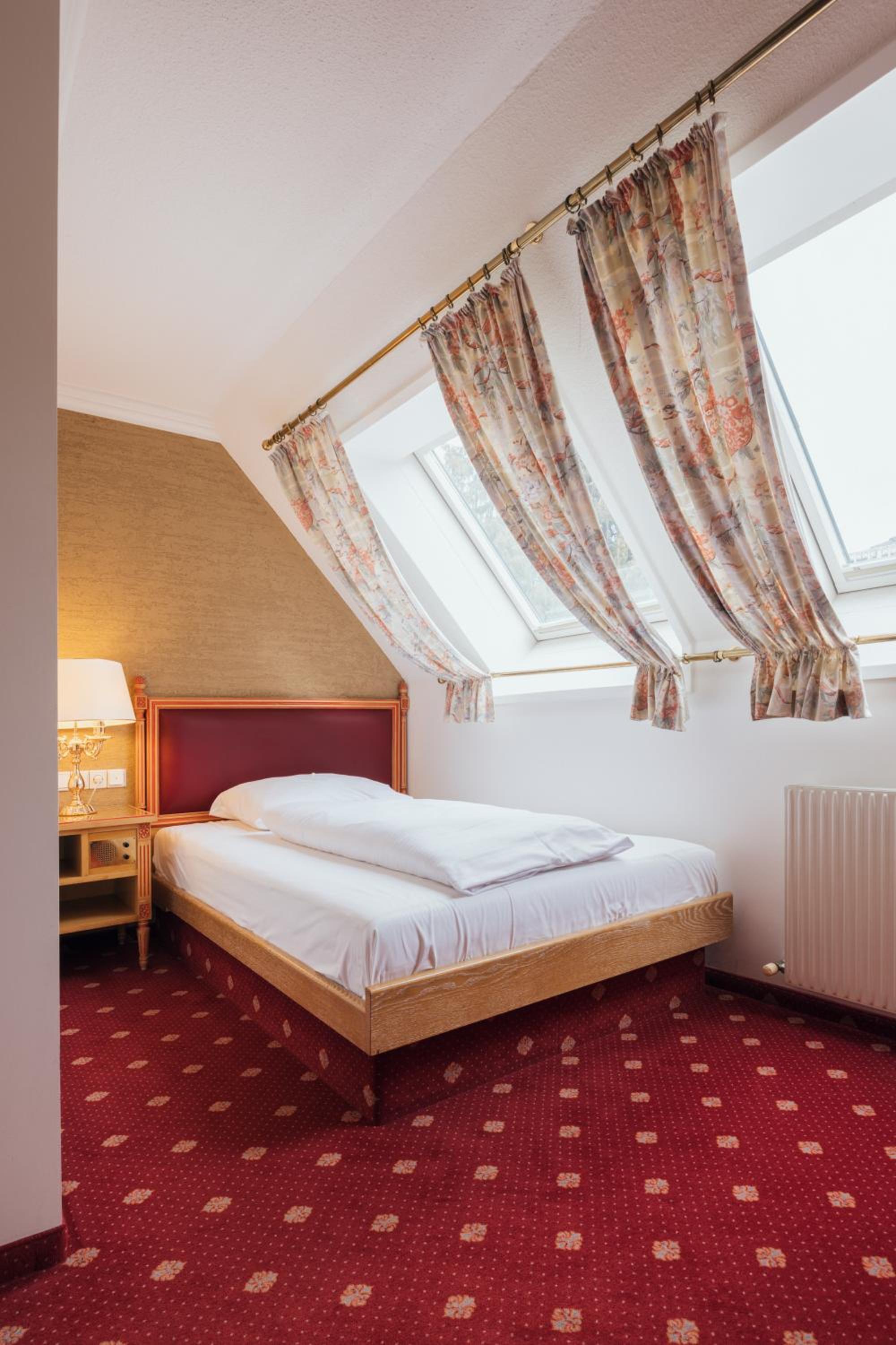 Business Comfort Single Room photo 1