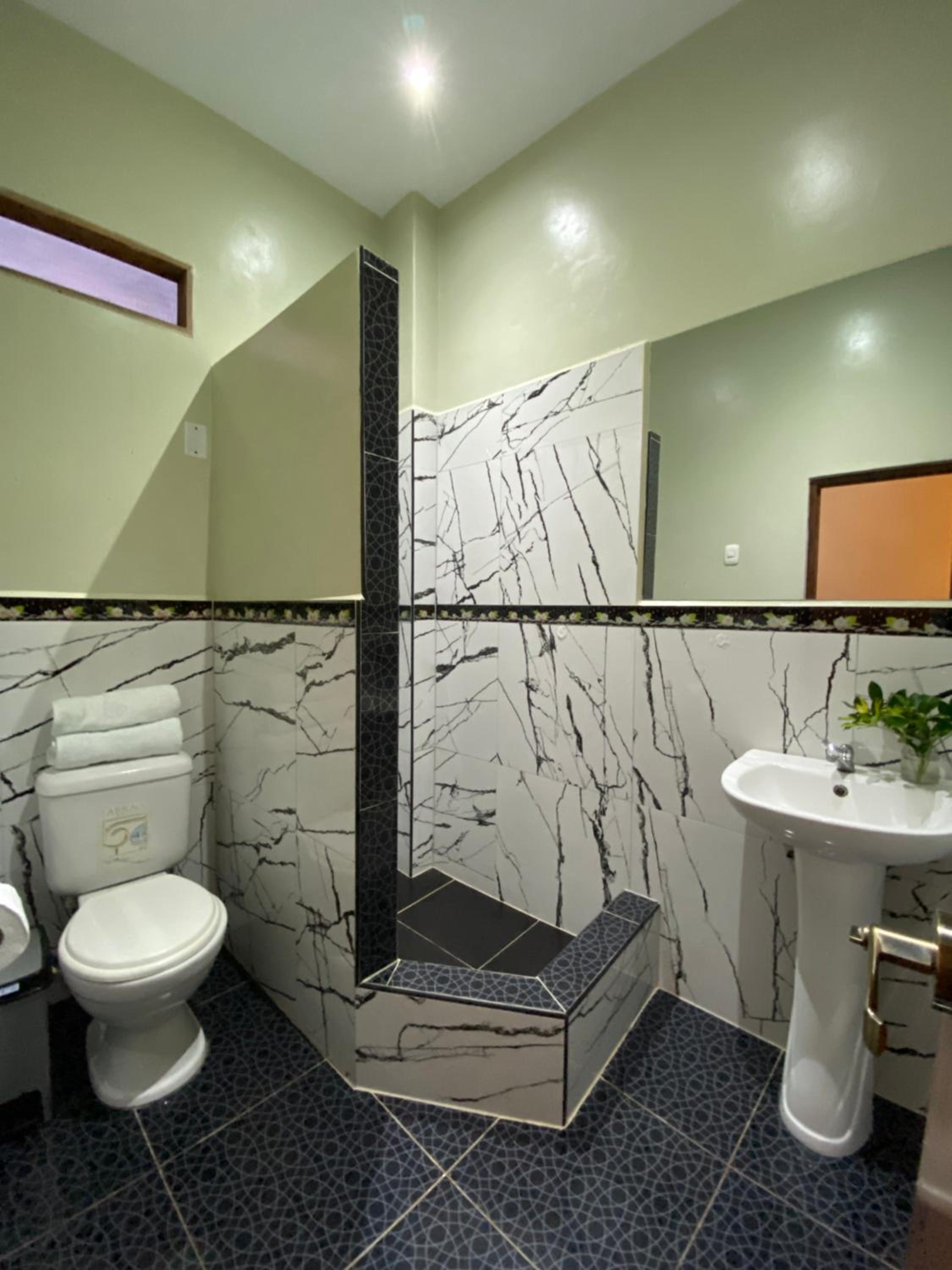 One-Bedroom House photo 3