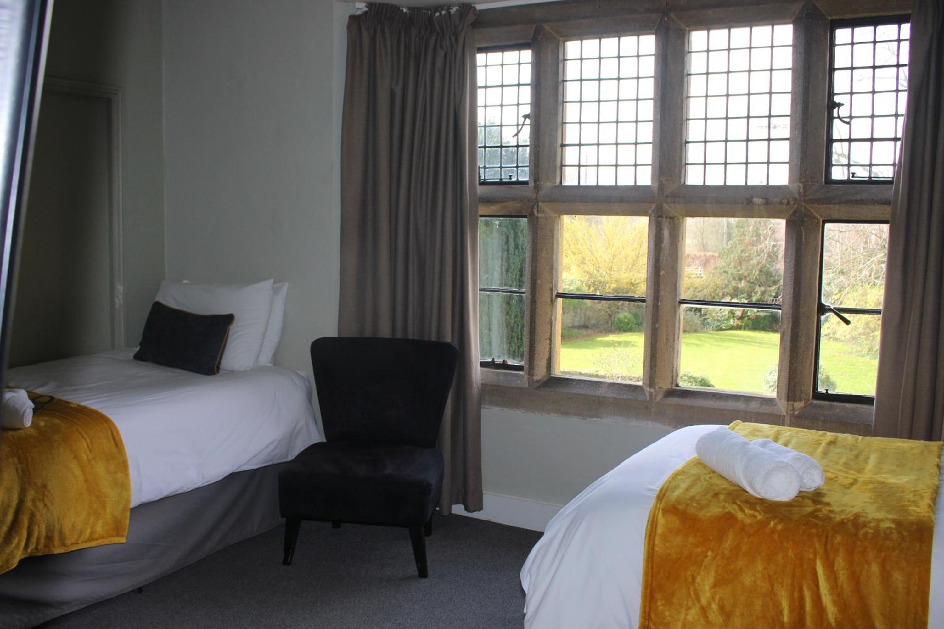 Triple Room with Private Bathroom photo 3