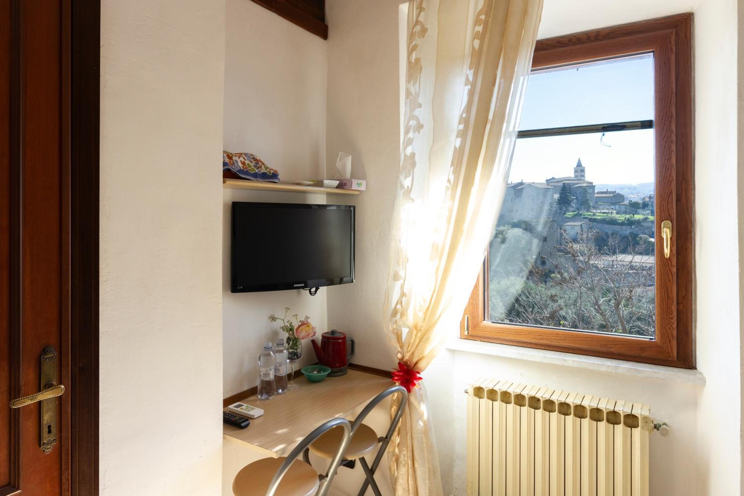 Triple Room With Private Bathroom photo 1