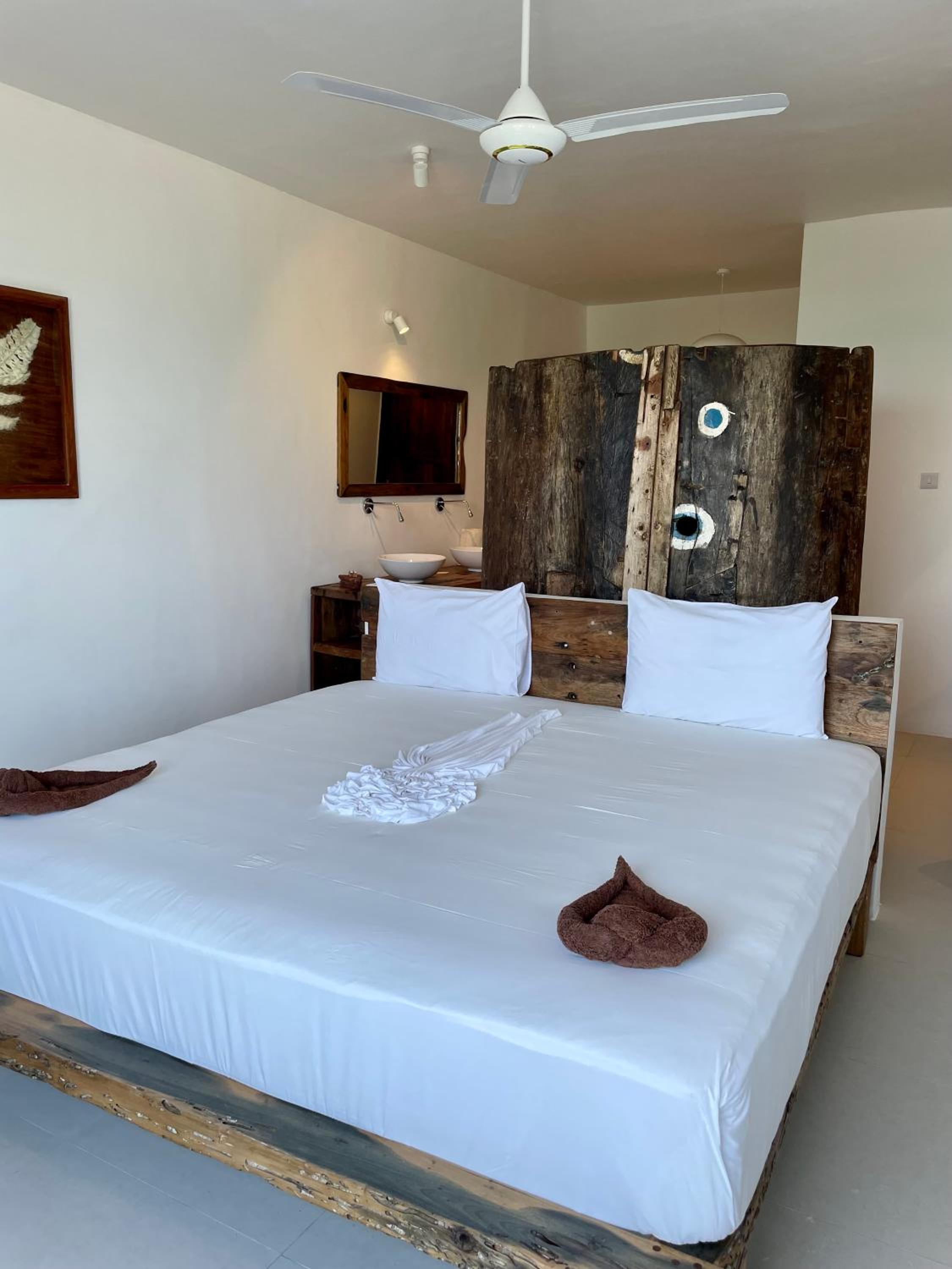 Junior Suite with Ocean View photo 1