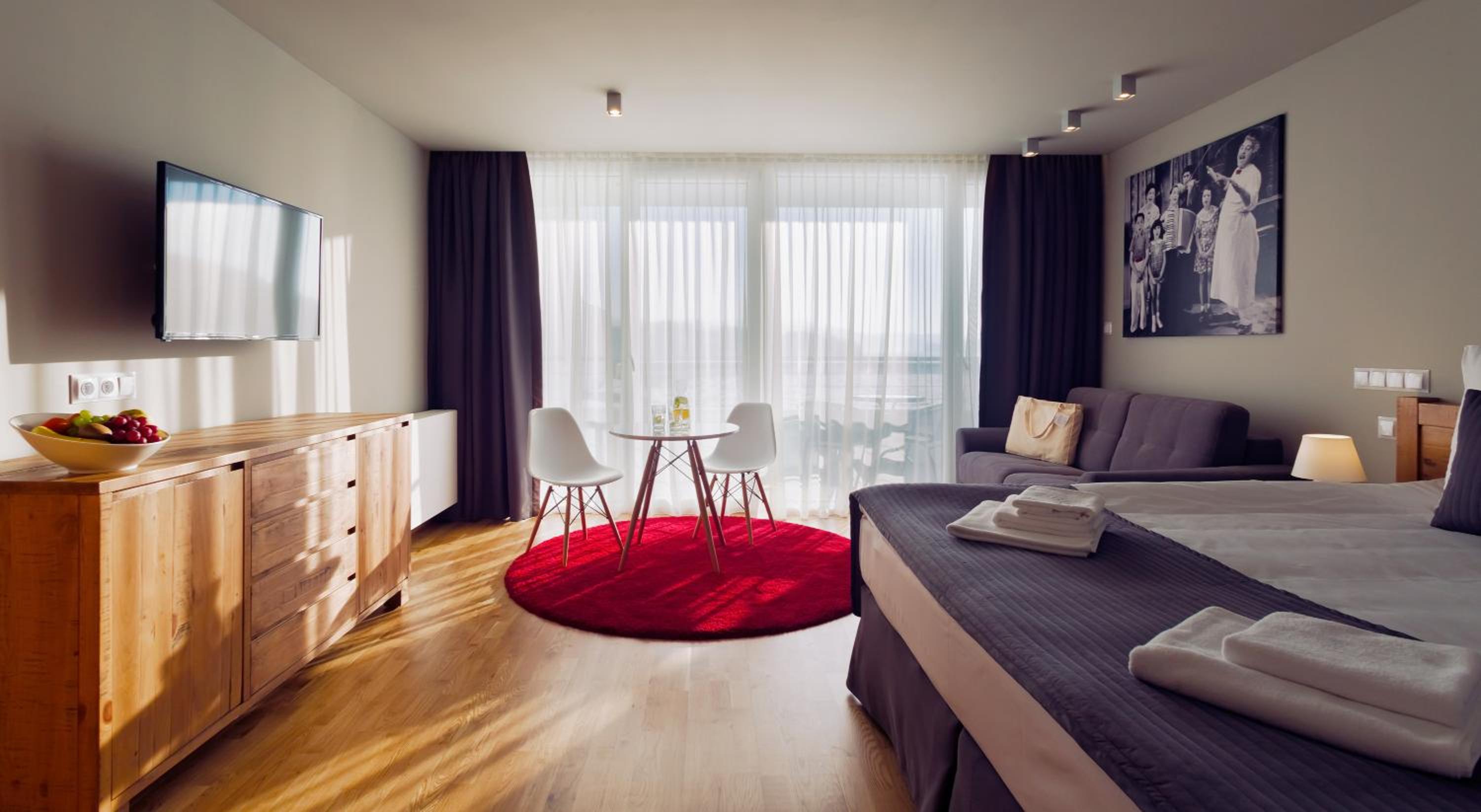 Premium Room with Balcony - Photo 1