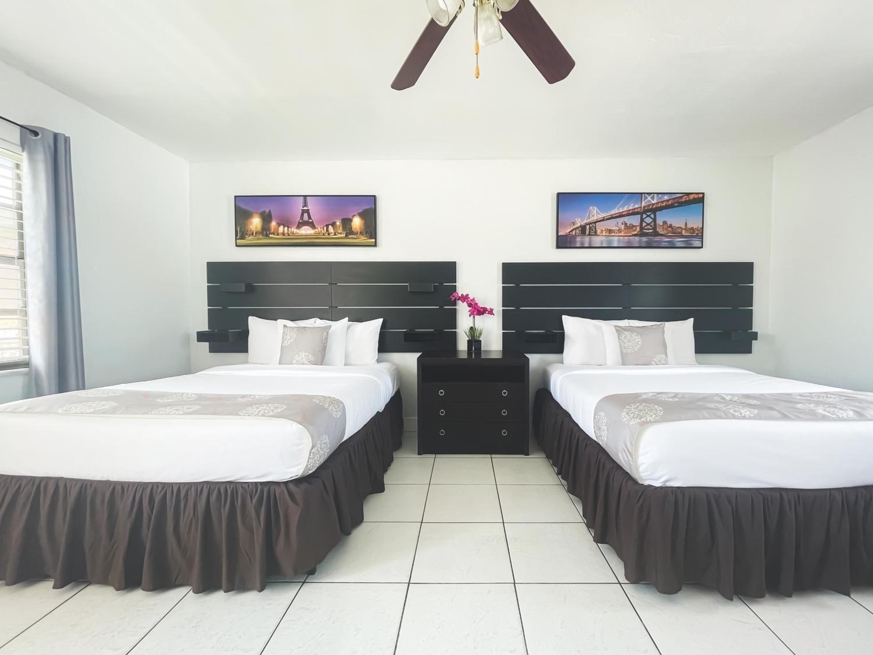 Deluxe Room - Photo 2