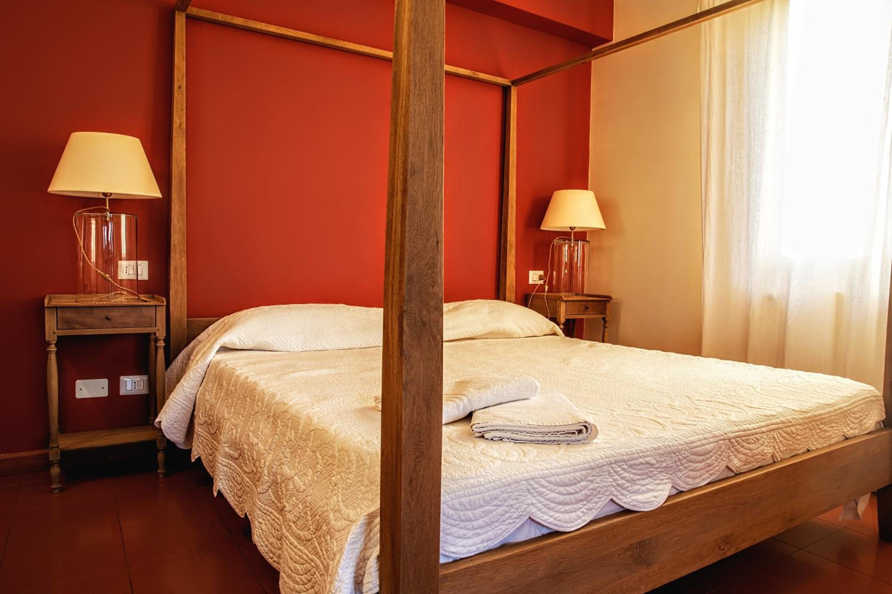 Double Room with Balcony photo 3