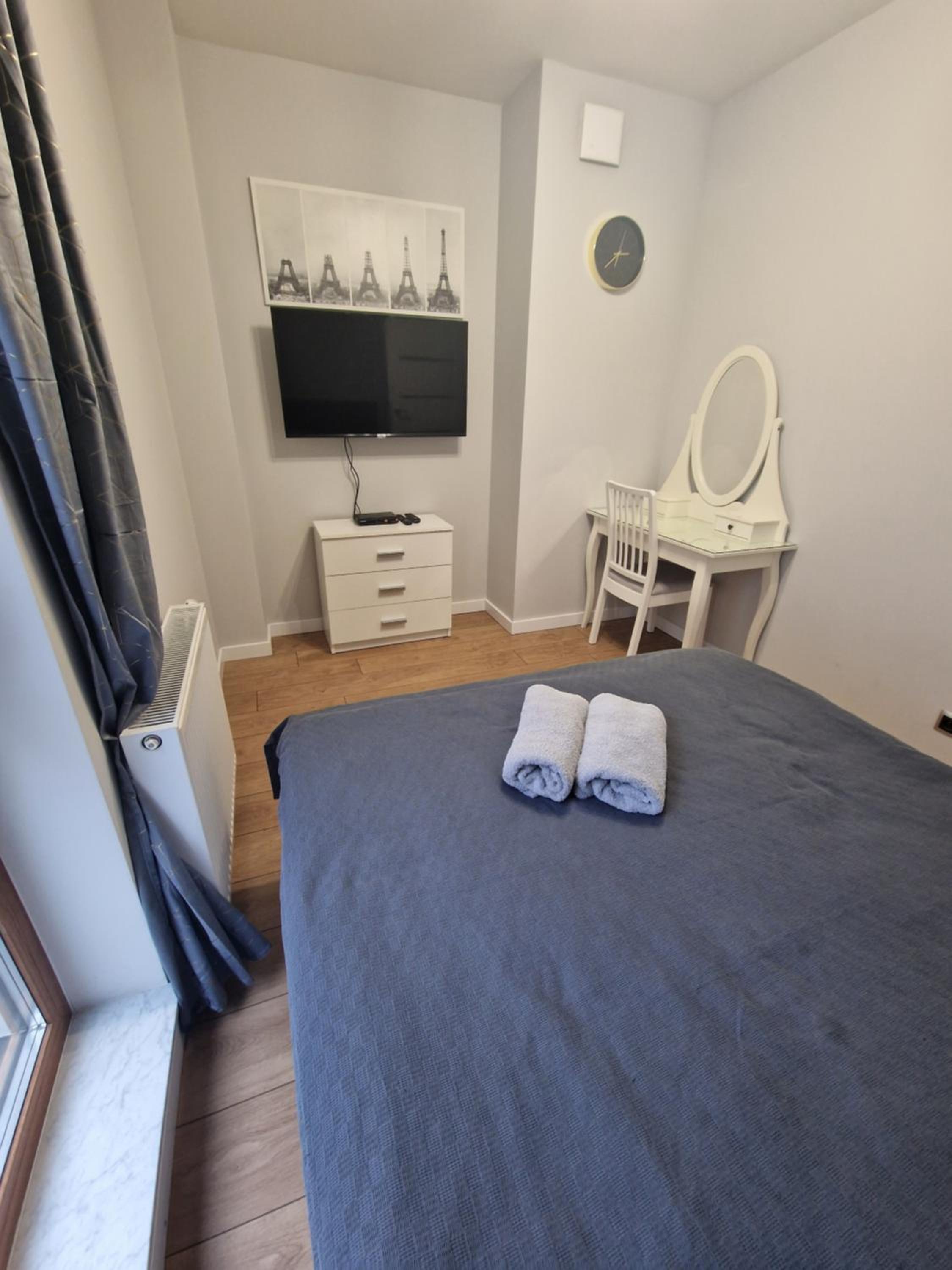 Two-Bedroom Apartment - Photo 15