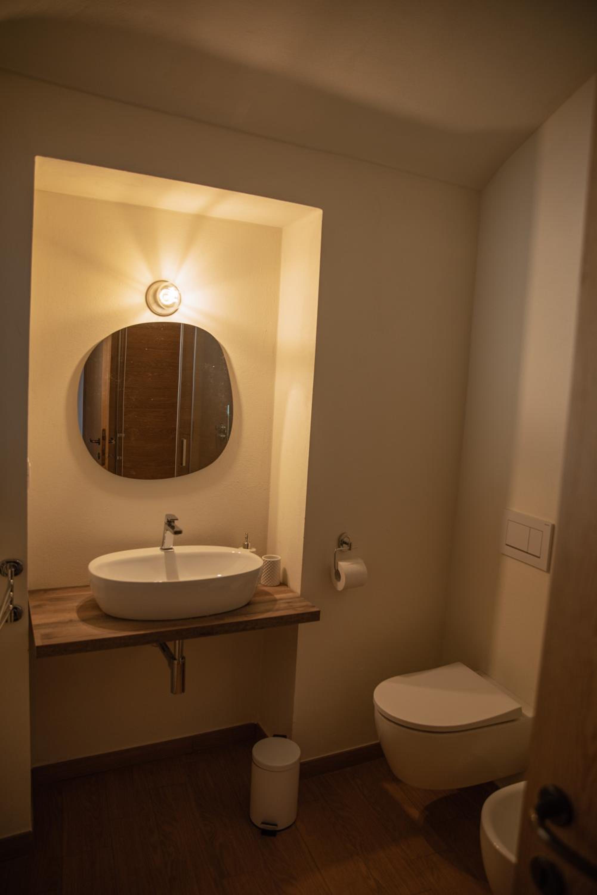 Double Room with Private Bathroom photo 2