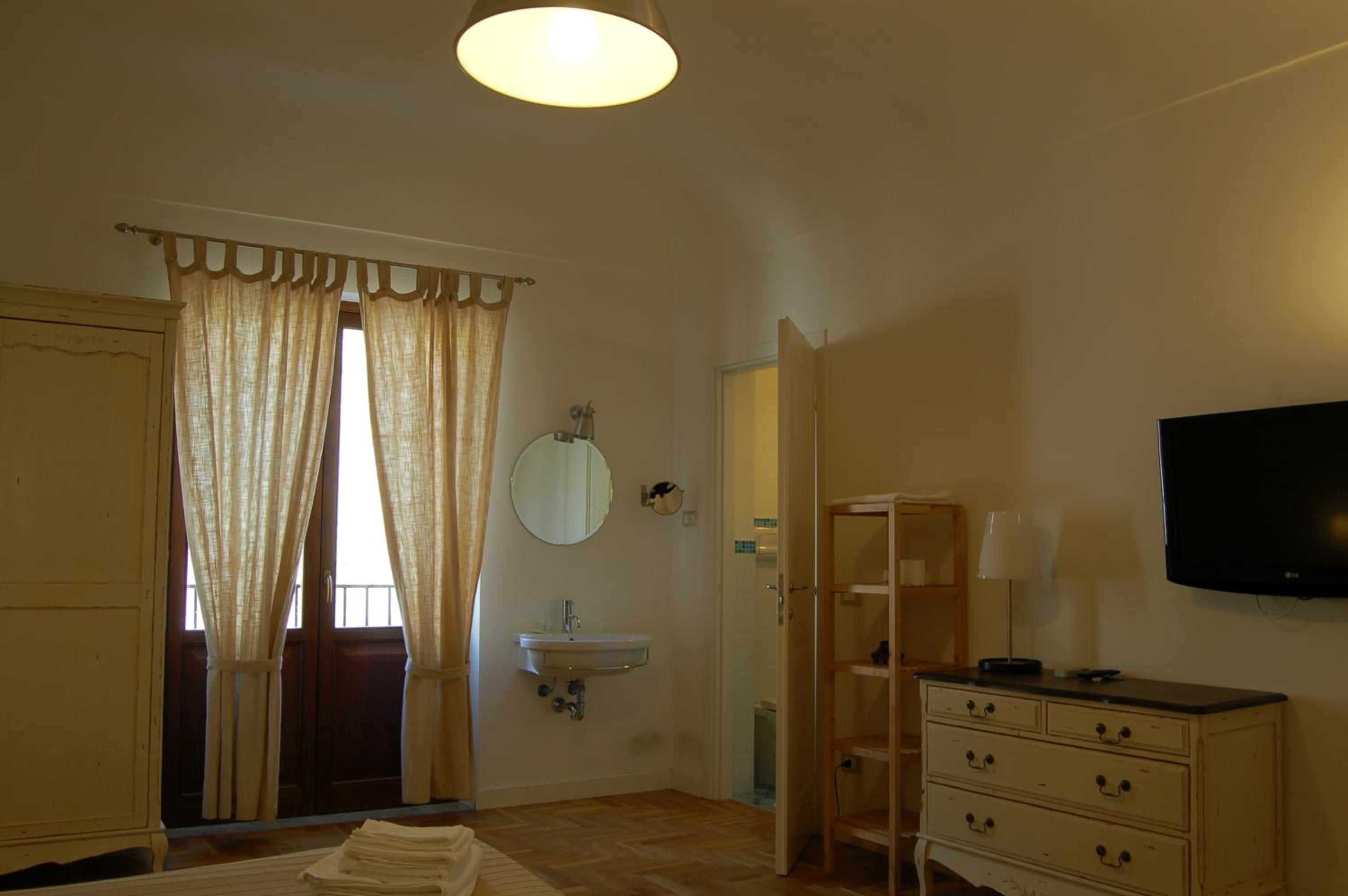 Double Room - Photo 69