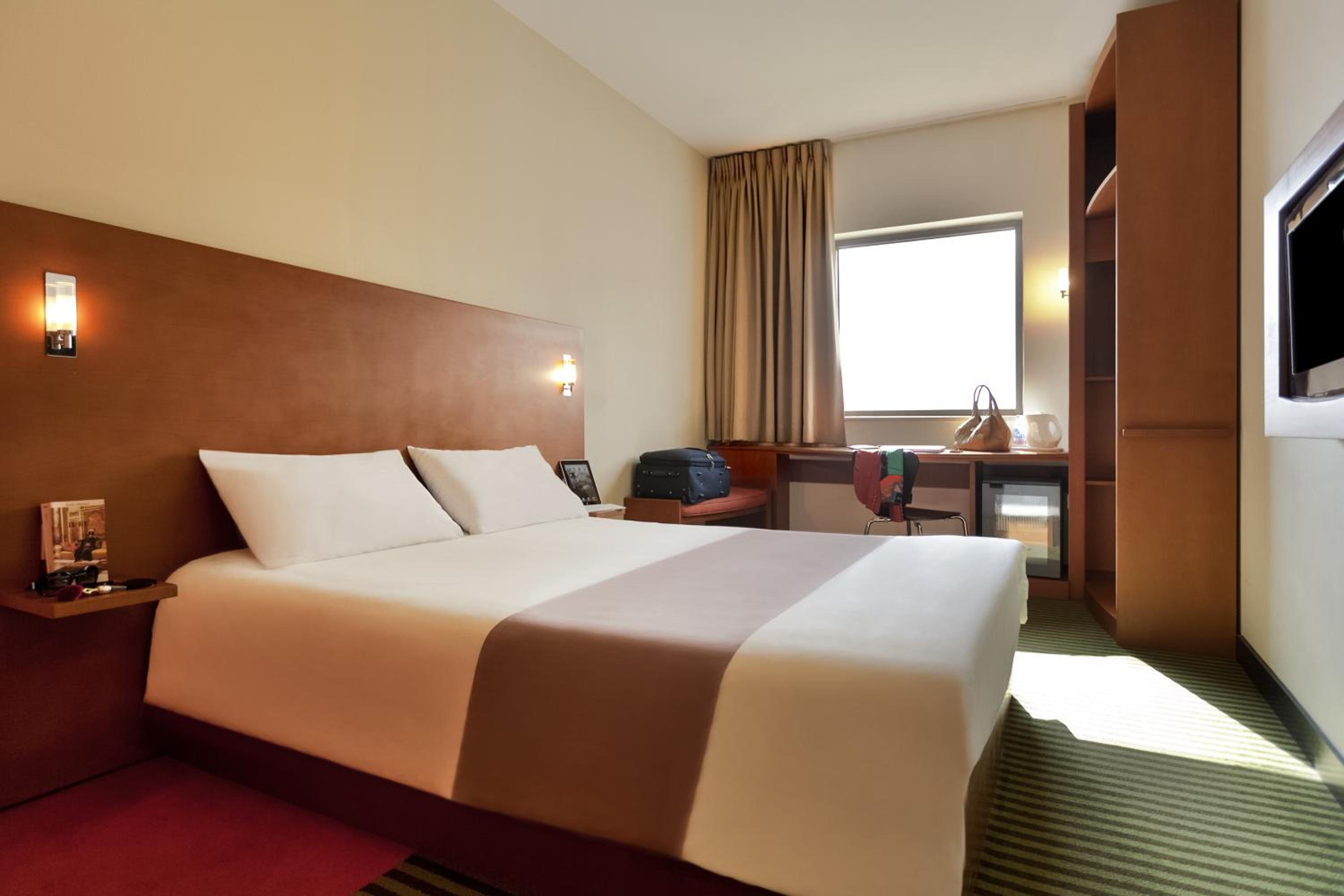 Standard Double Room - Photo 1