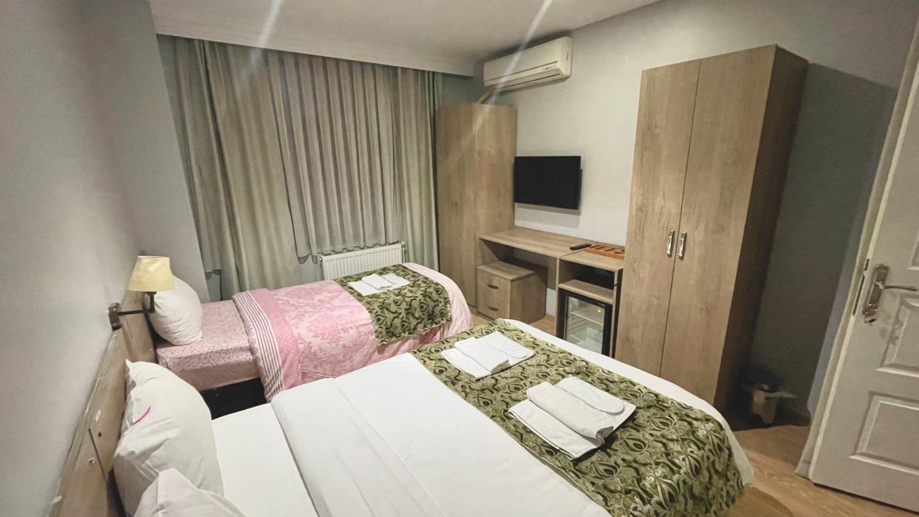 Standard Triple Room photo 1