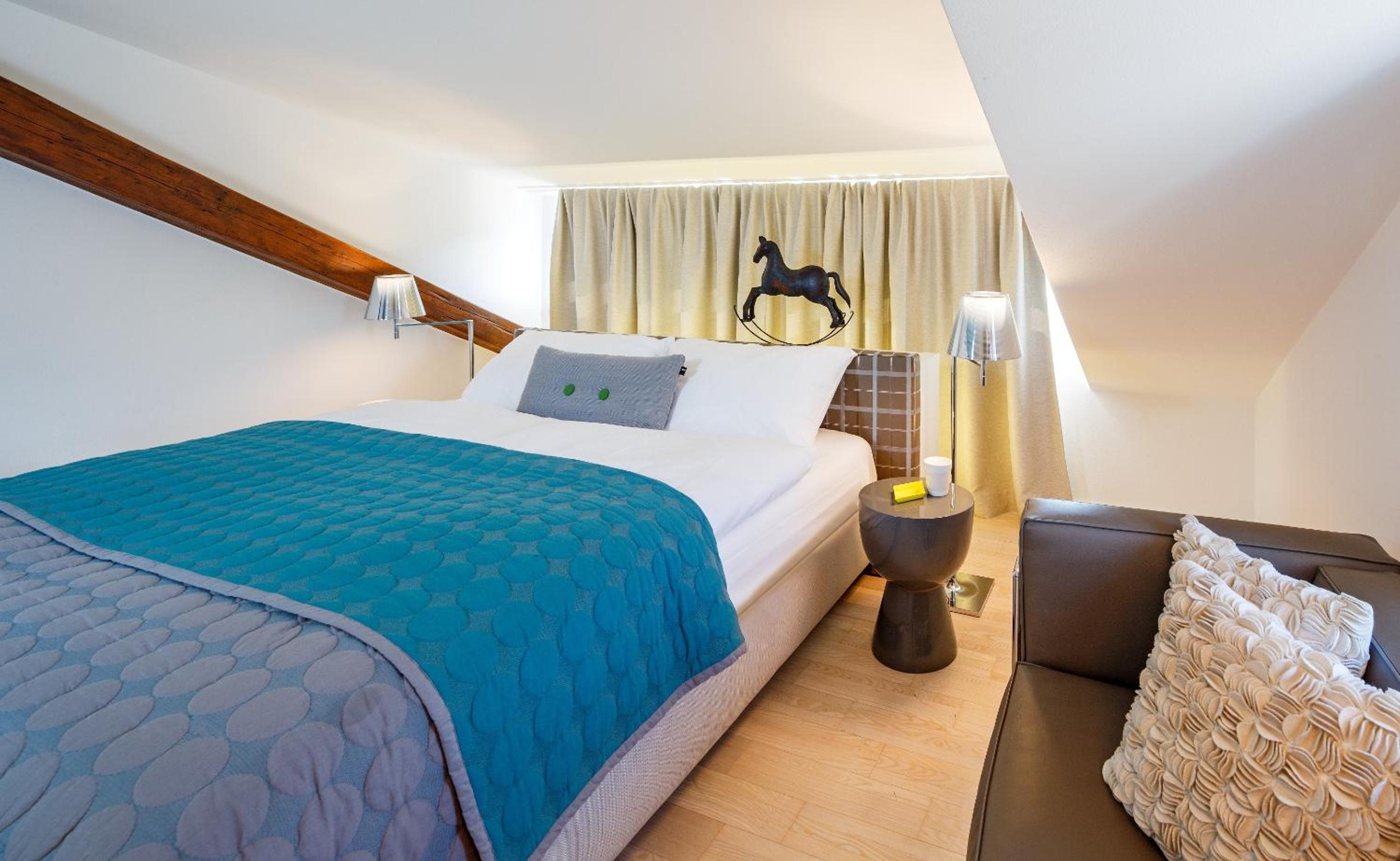 Junior Suite with Terrace and Lake View
