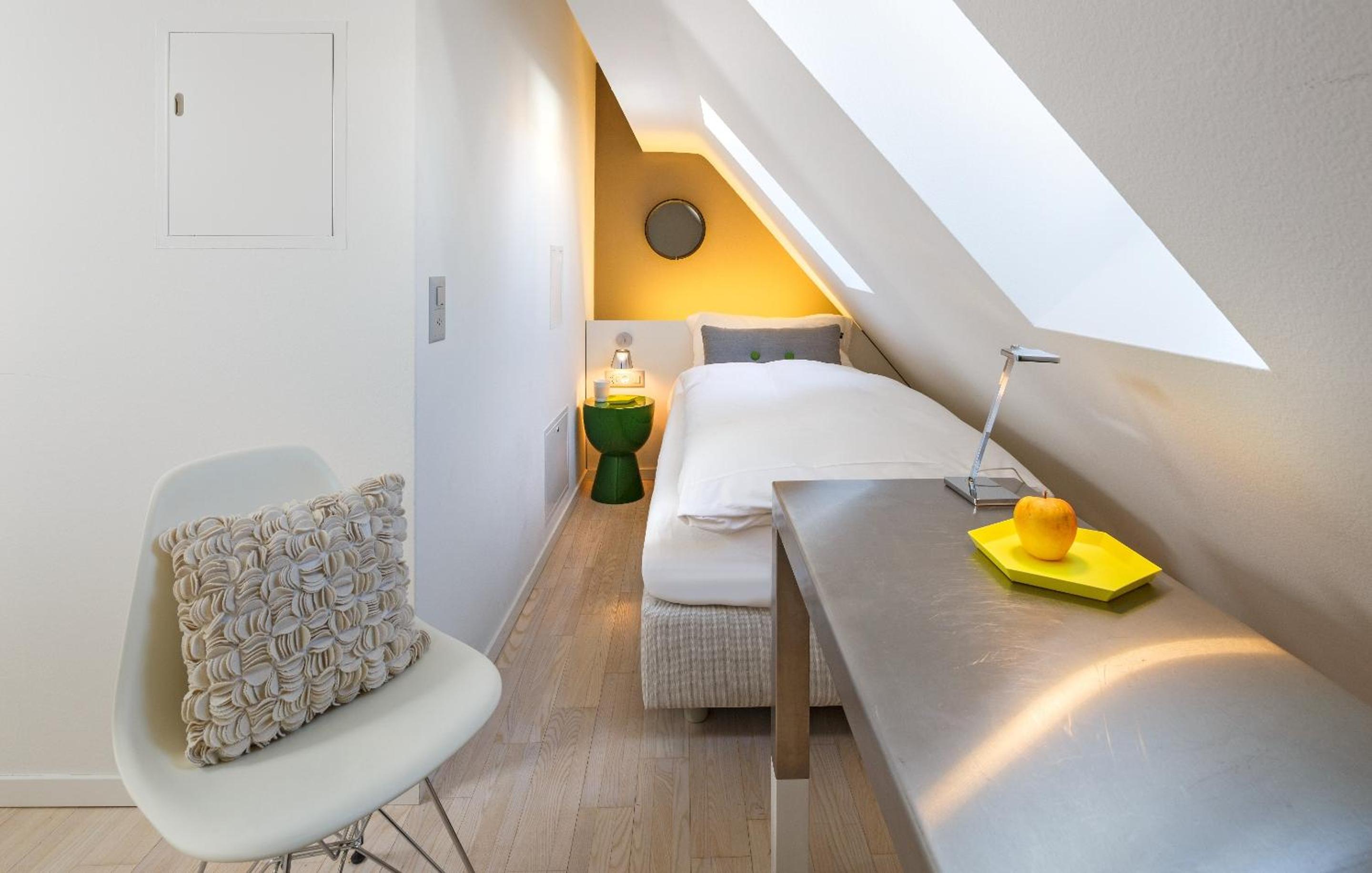 Junior Suite with Terrace and Lake View