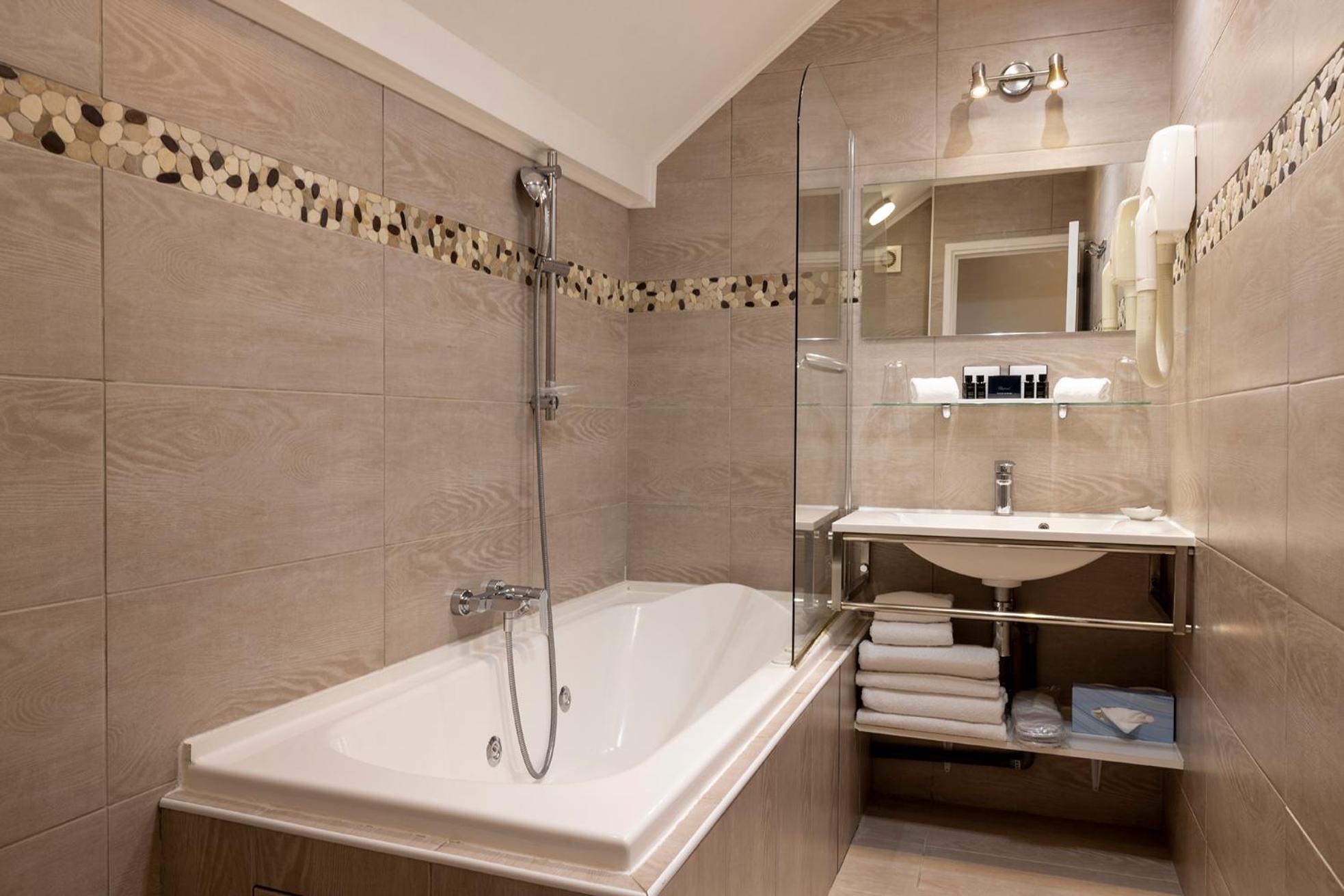 Family Suite photo 2