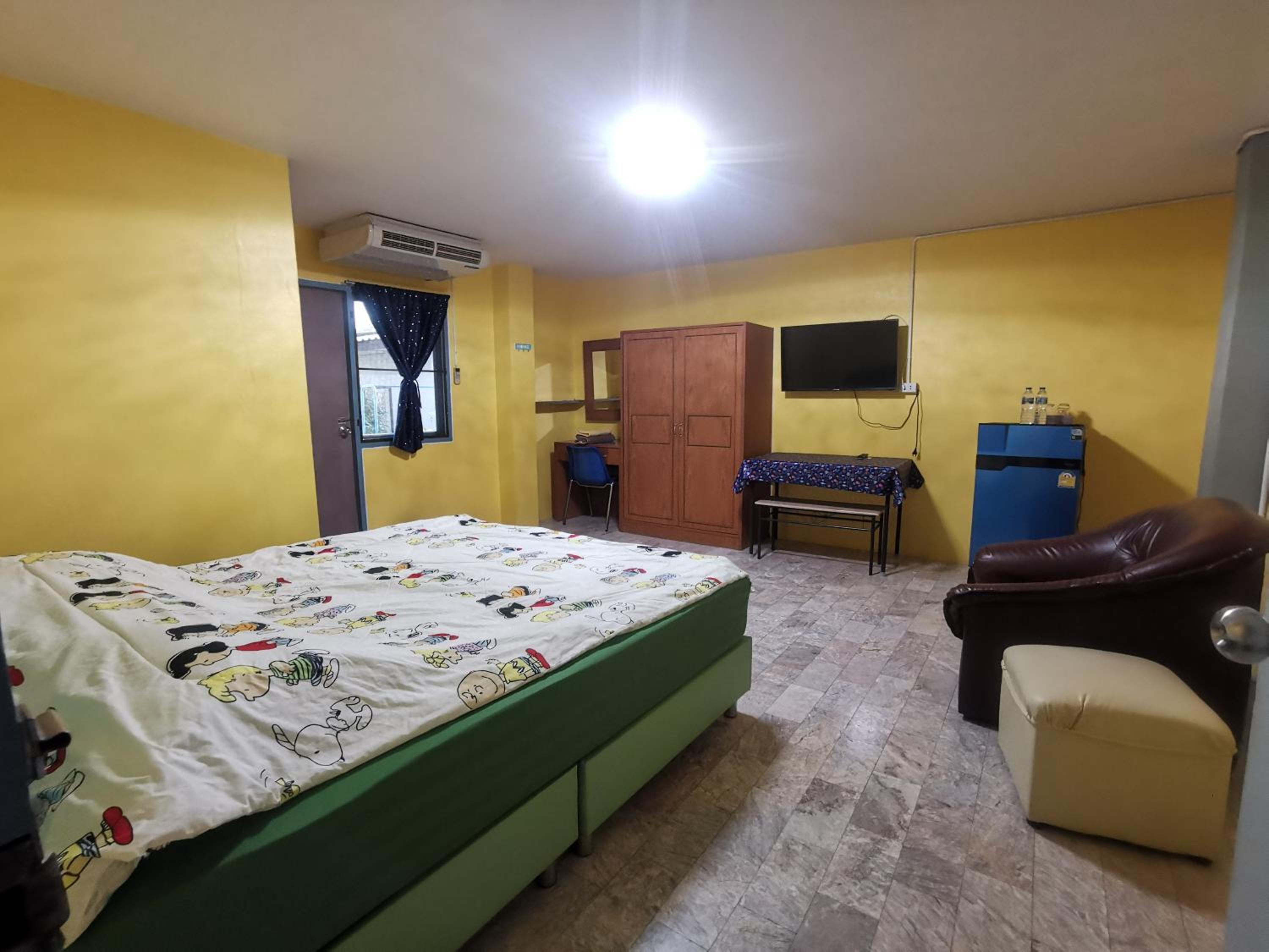 Deluxe King Room - Photo 1
