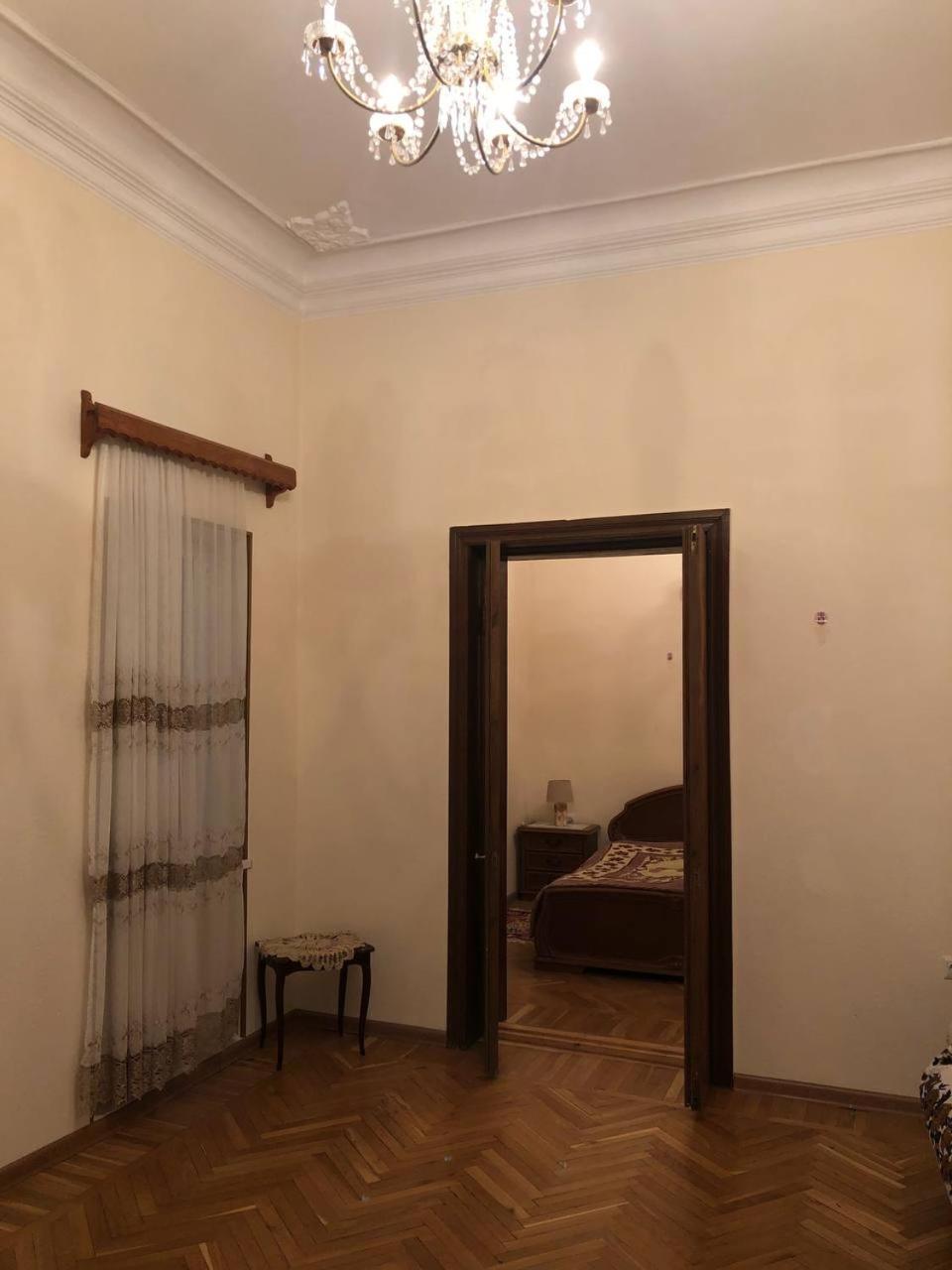 Apartment photo 1