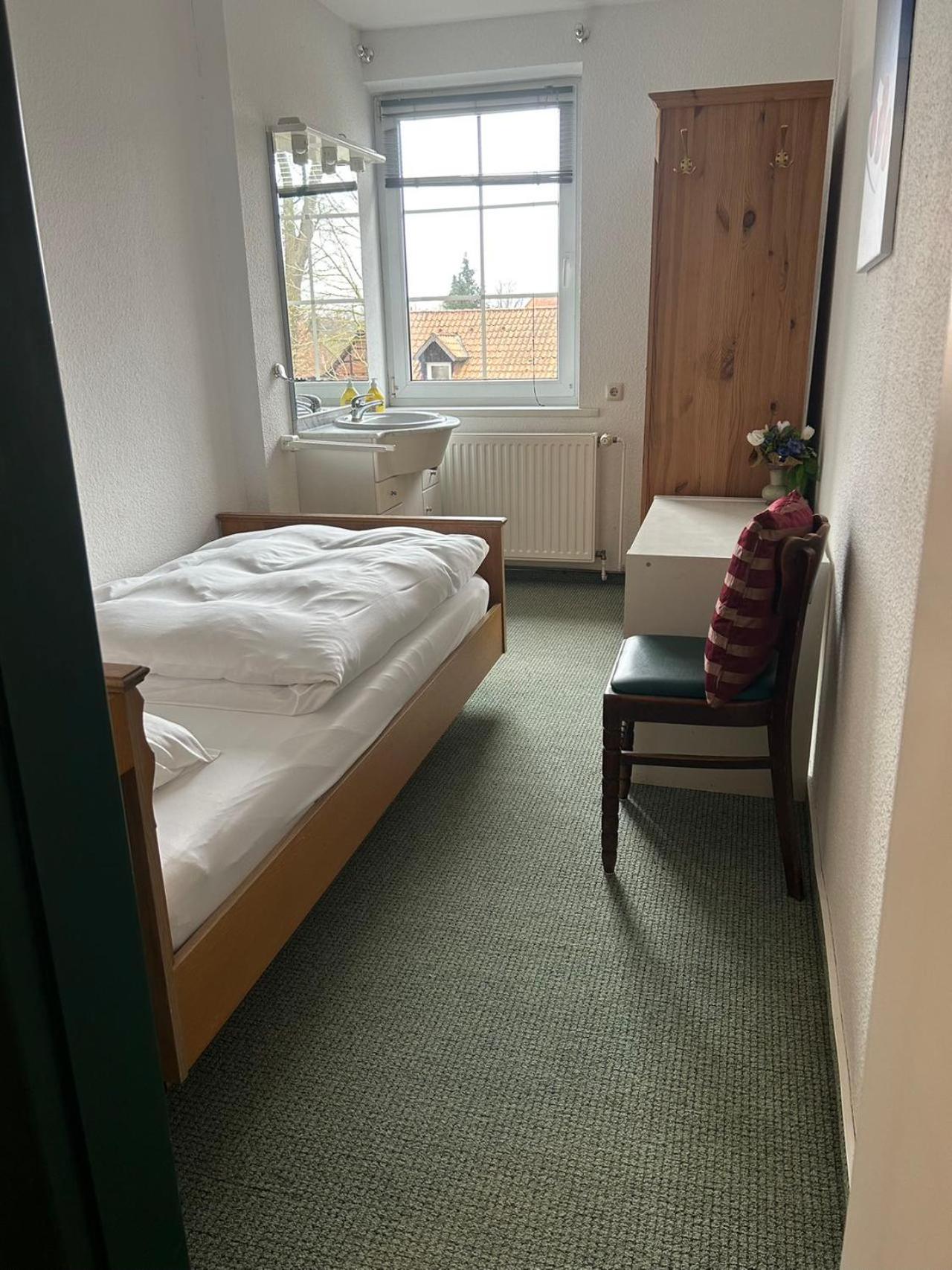 Single Room photo 1