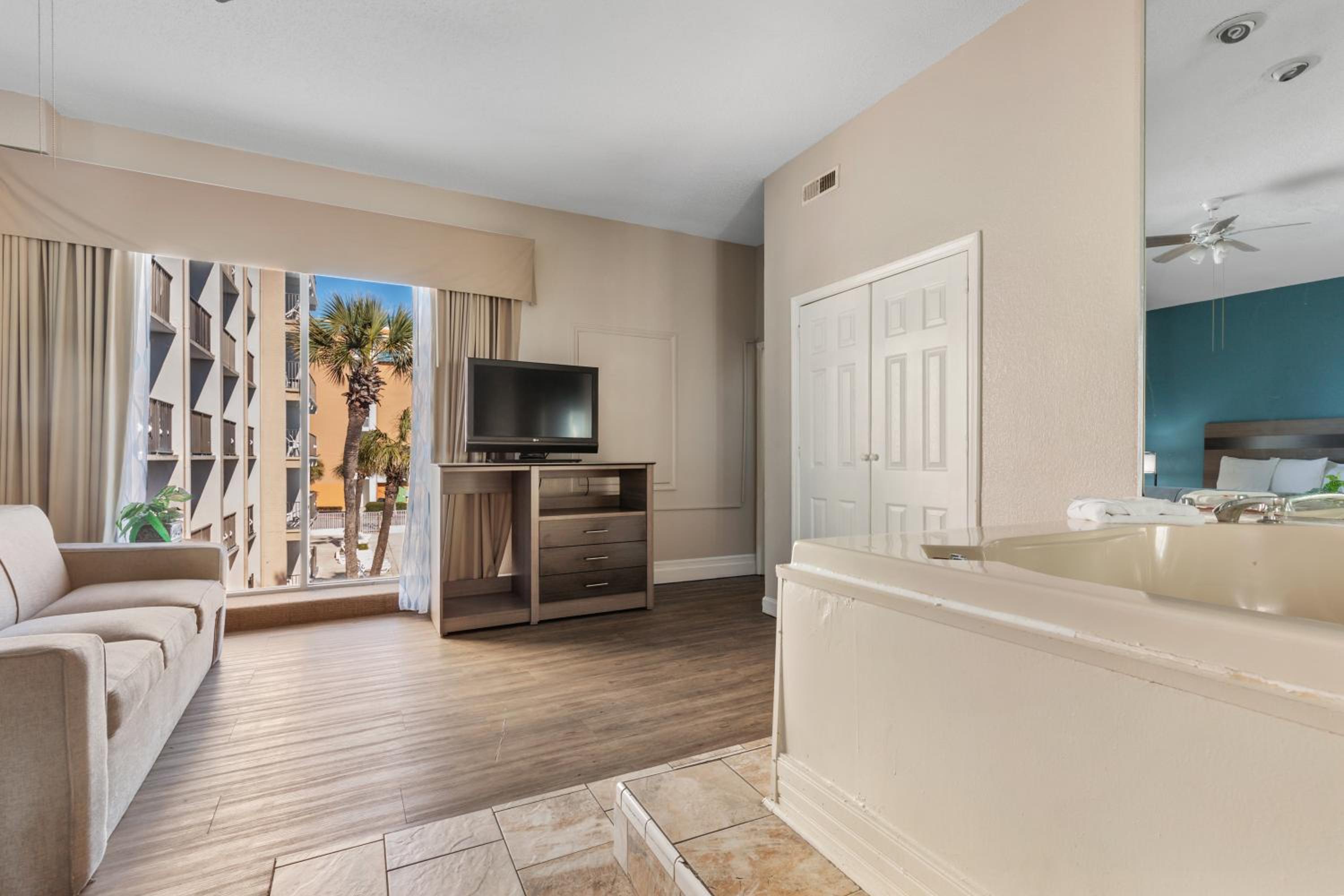 Suite with City View
