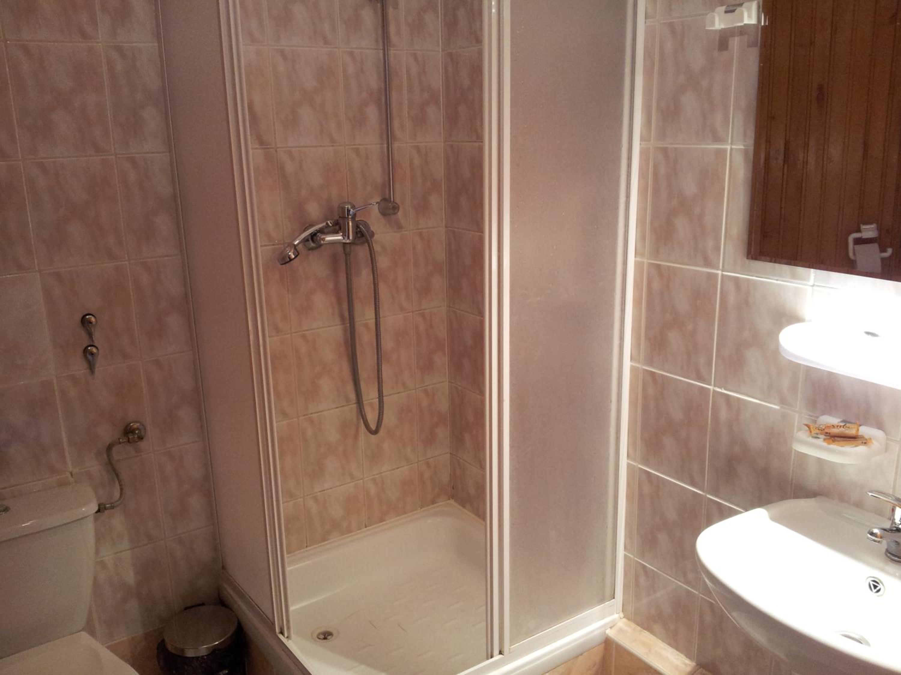 Triple Room - Photo 2