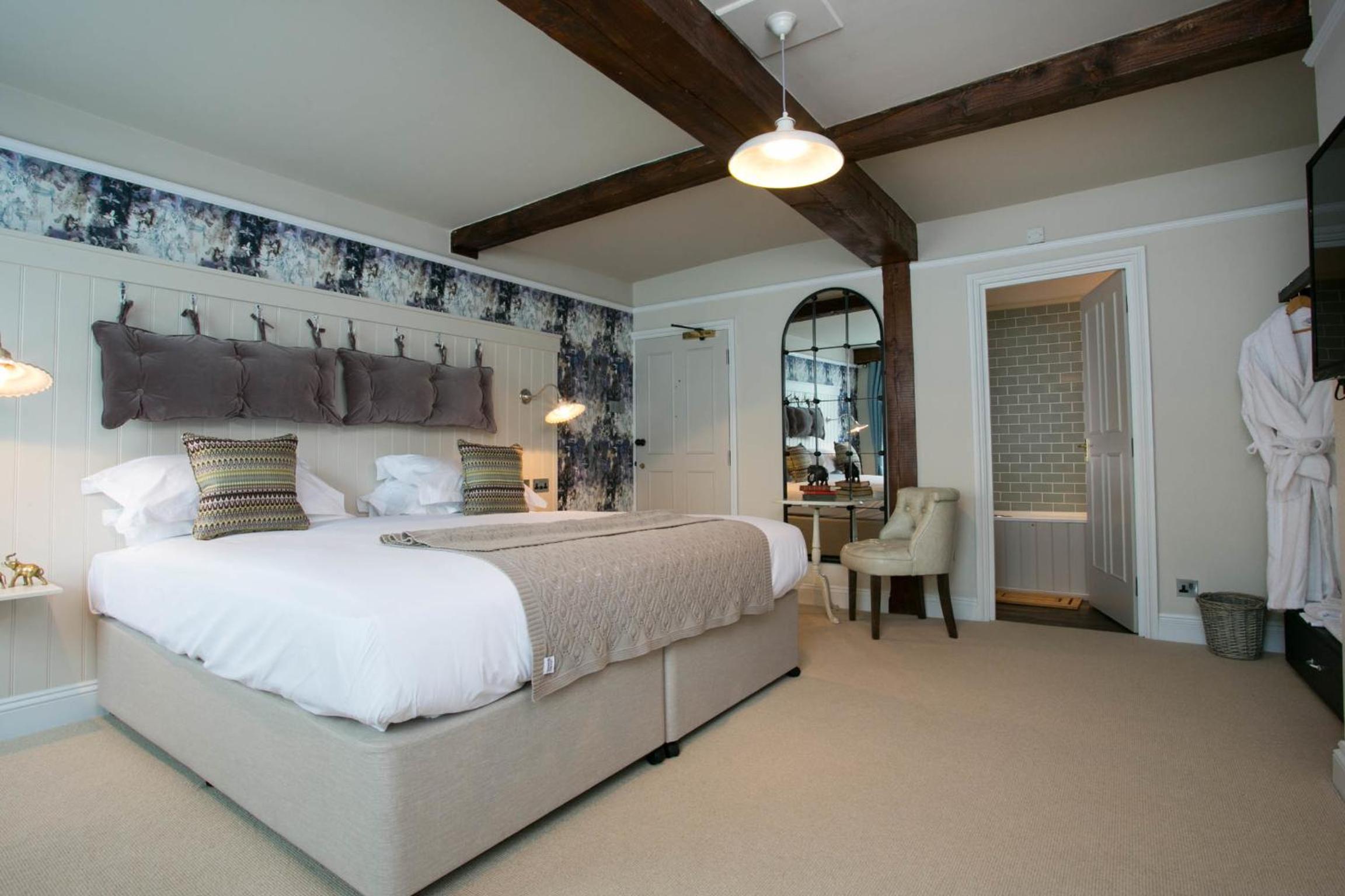 Deluxe Double Room - Photo 3