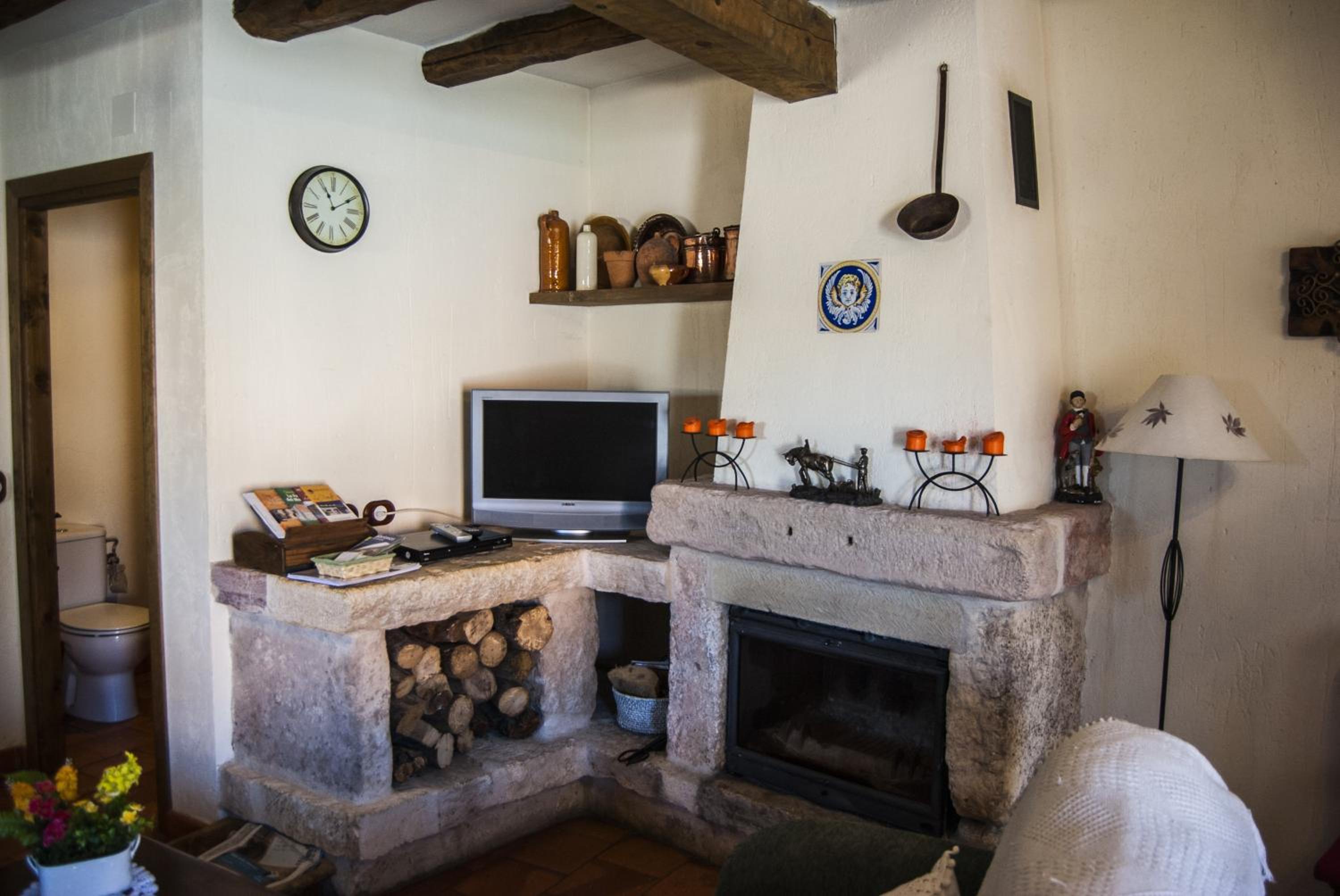 Two-Bedroom House photo 2