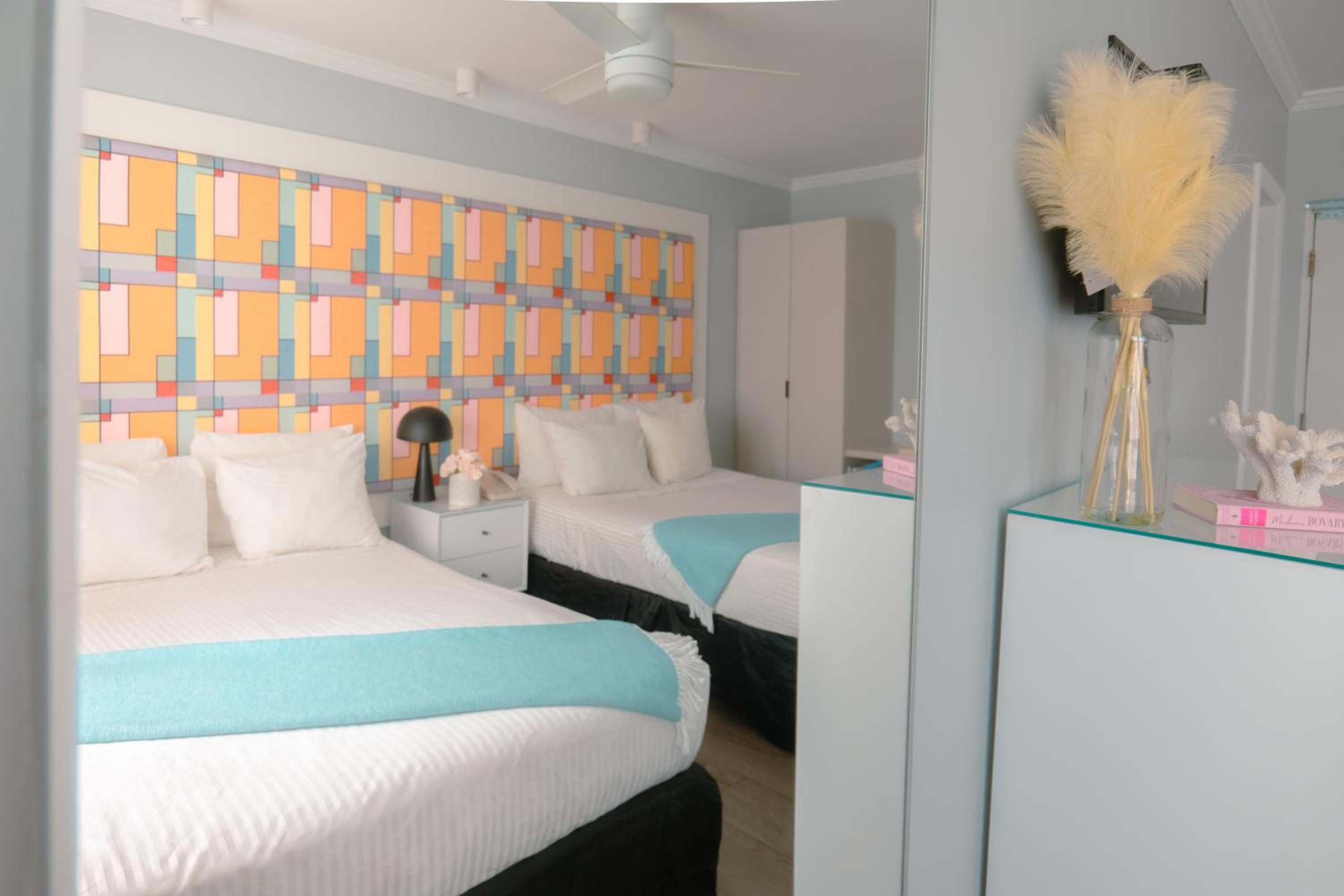 Double Room with Two Double Beds thumbnail 6