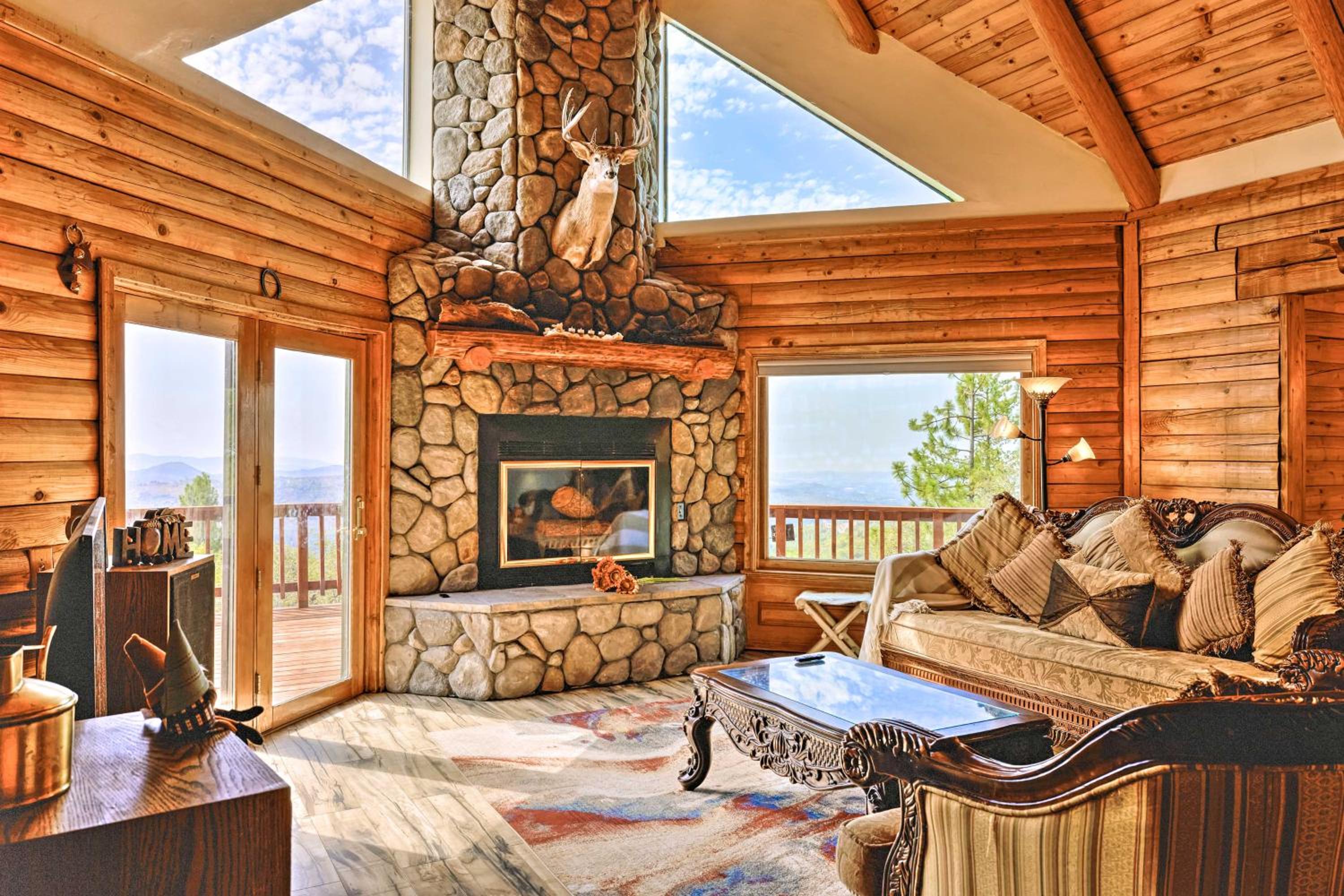 Three-Bedroom Chalet photo 1