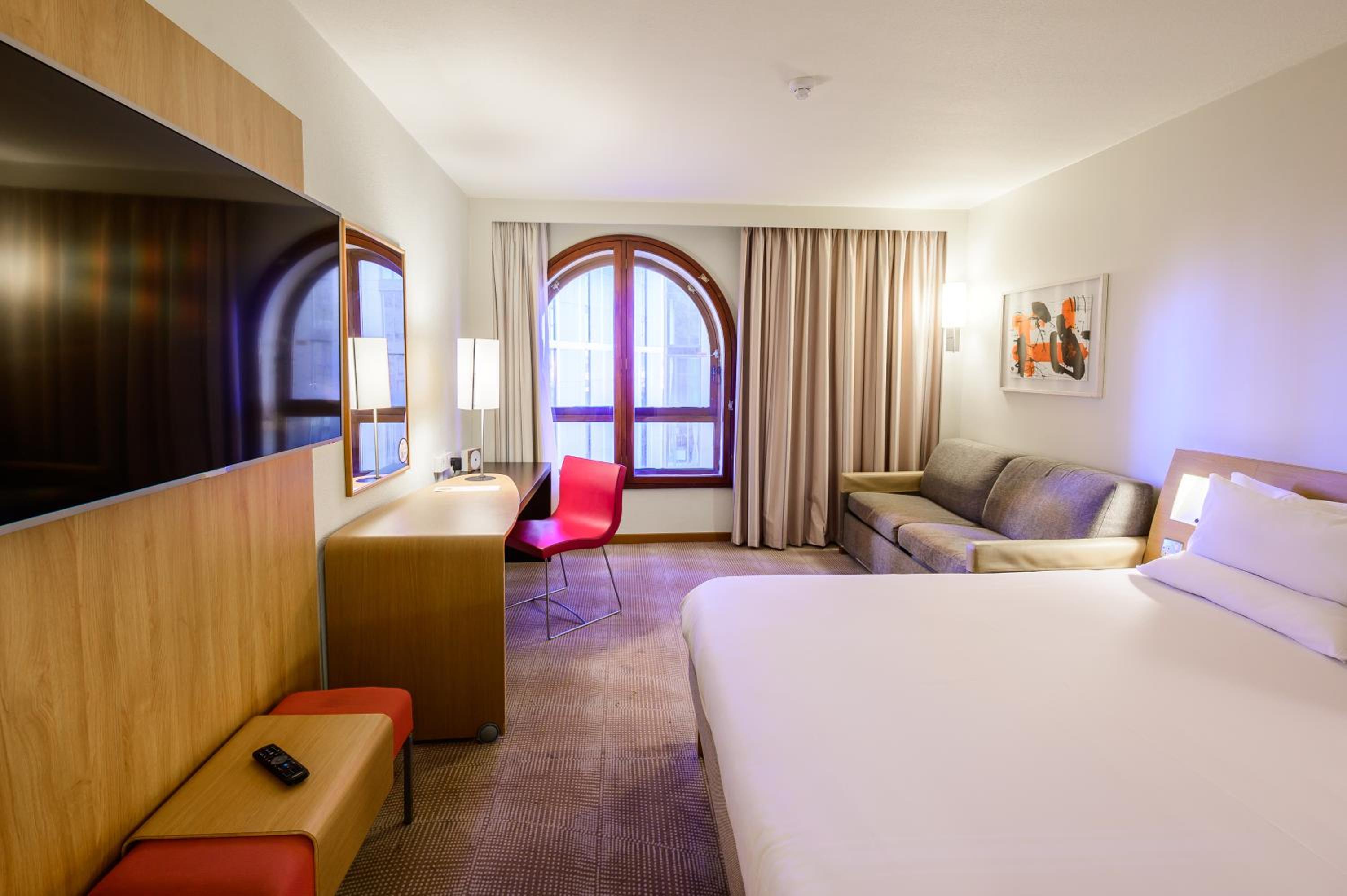 Standard Double Room with Sofa Bed - Photo 3