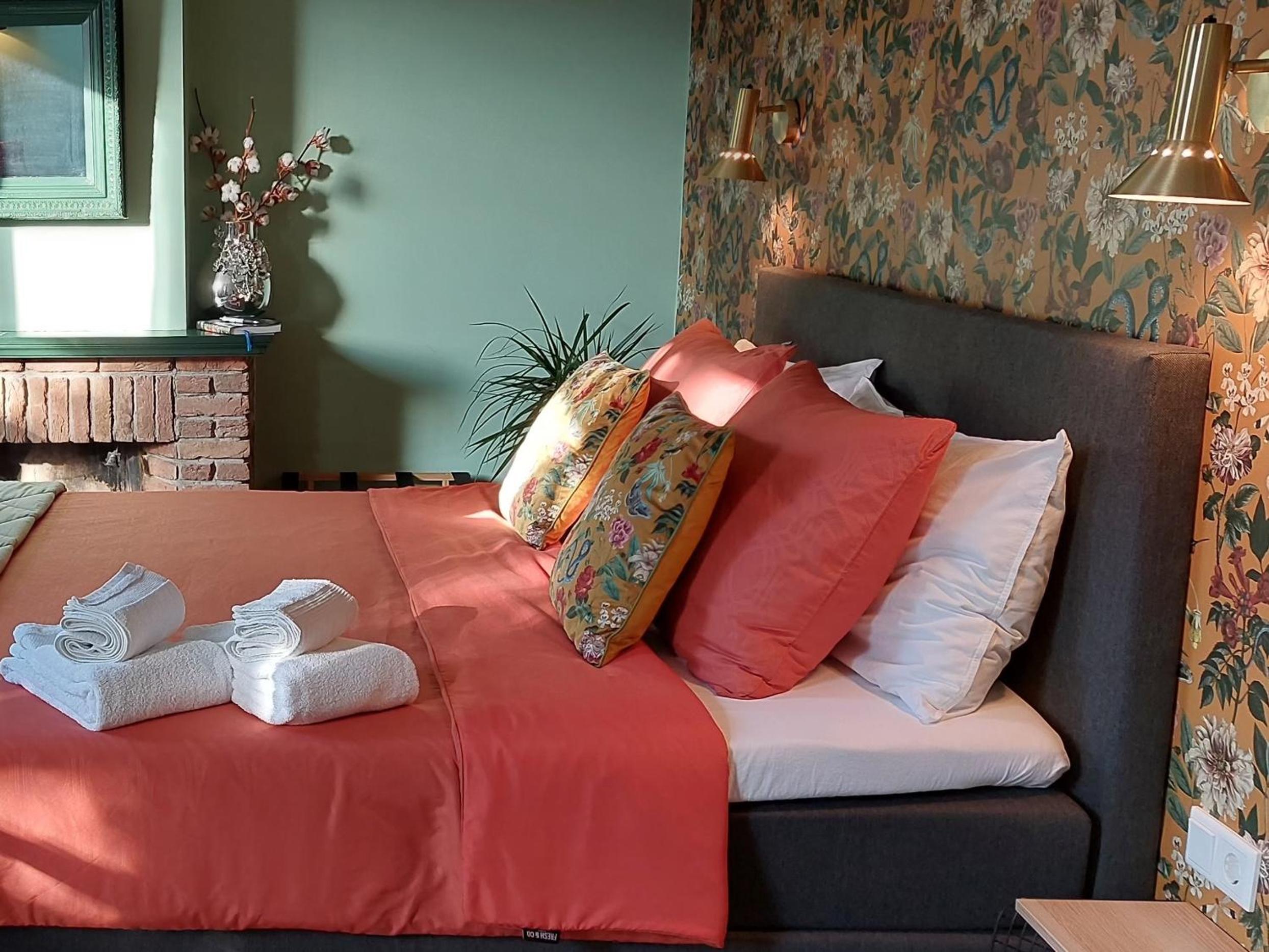 Double Room with Private Bathroom photo 1