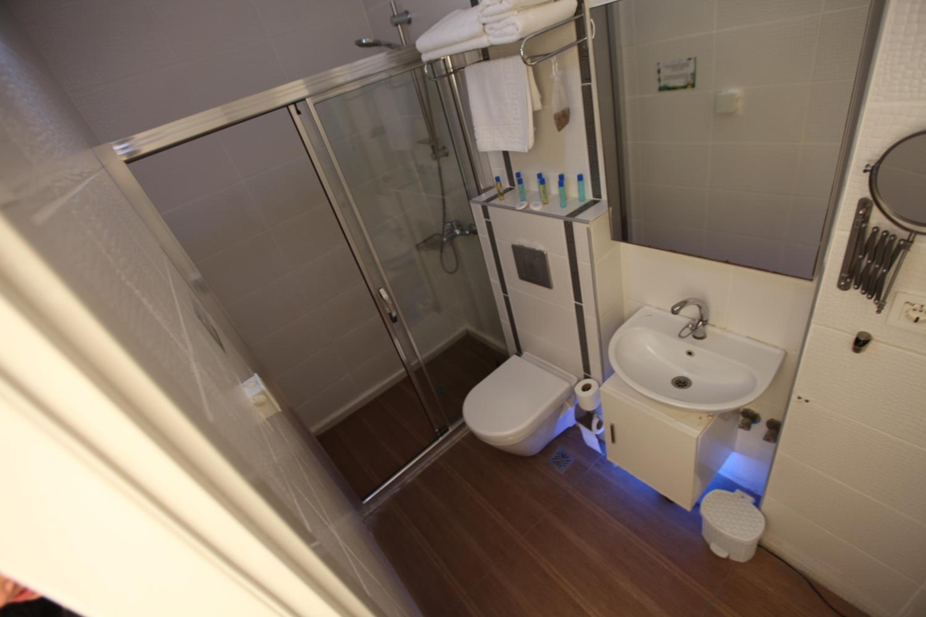 Double Room with Sea View - Photo 5