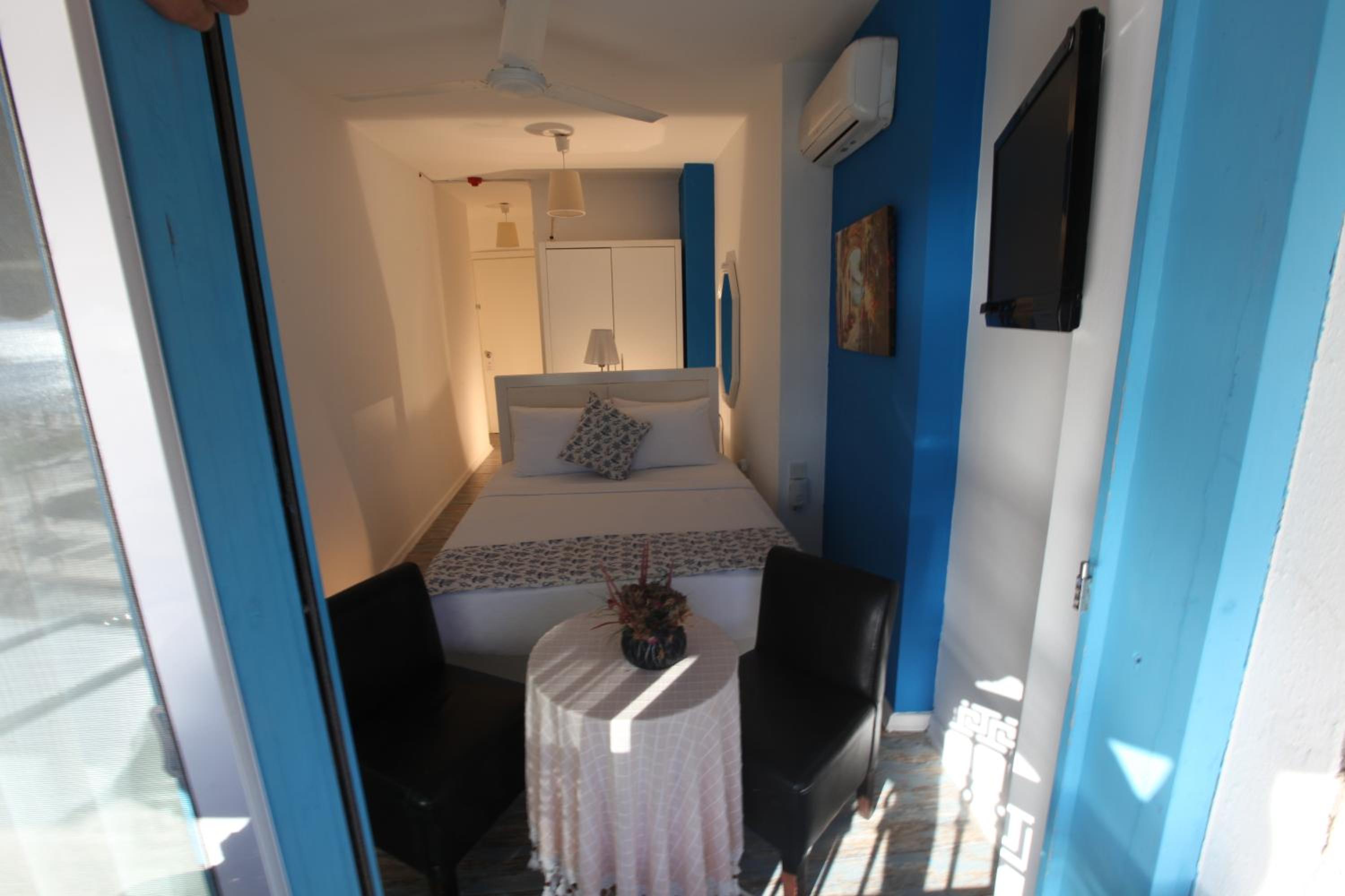 Double Room with Sea View - Photo 4