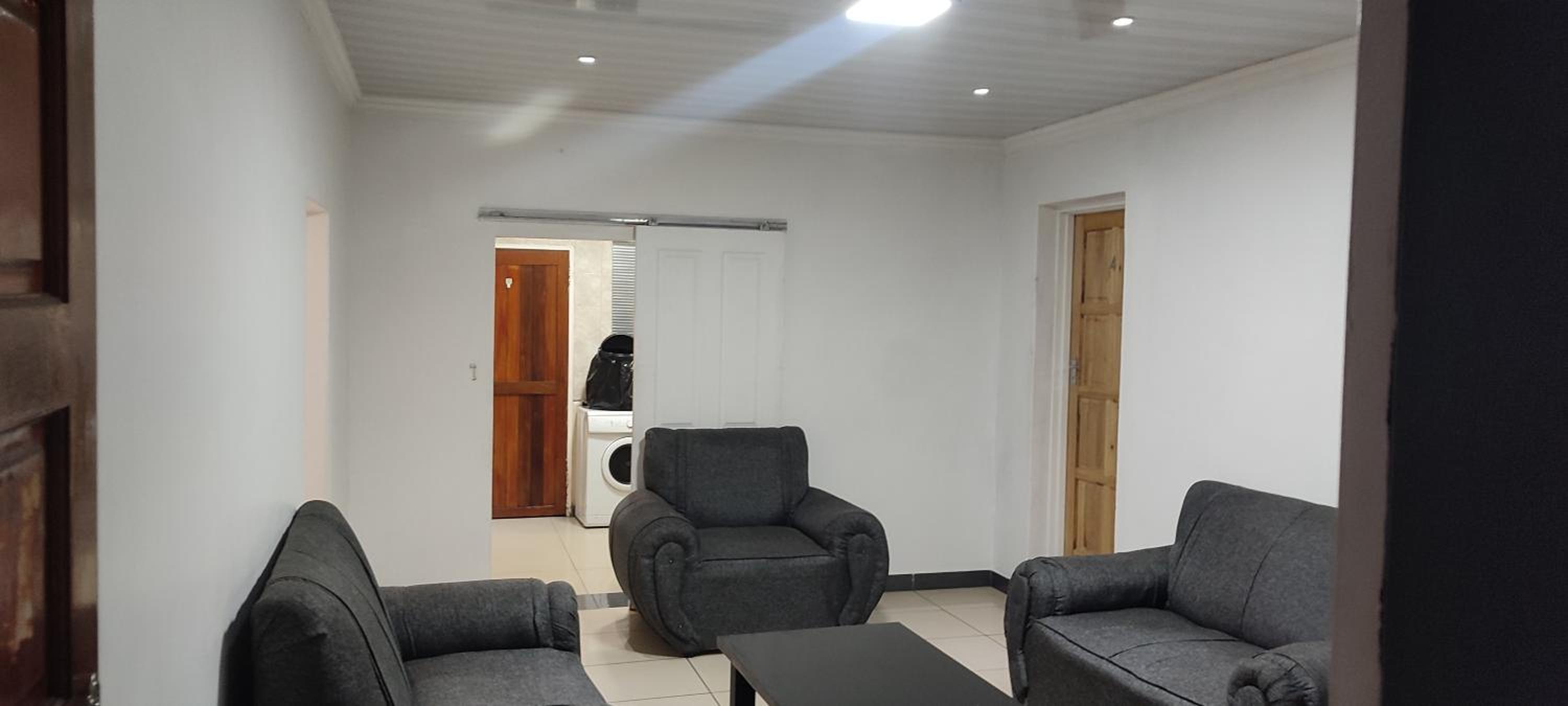 Triple Room with Shared Bathroom photo 1